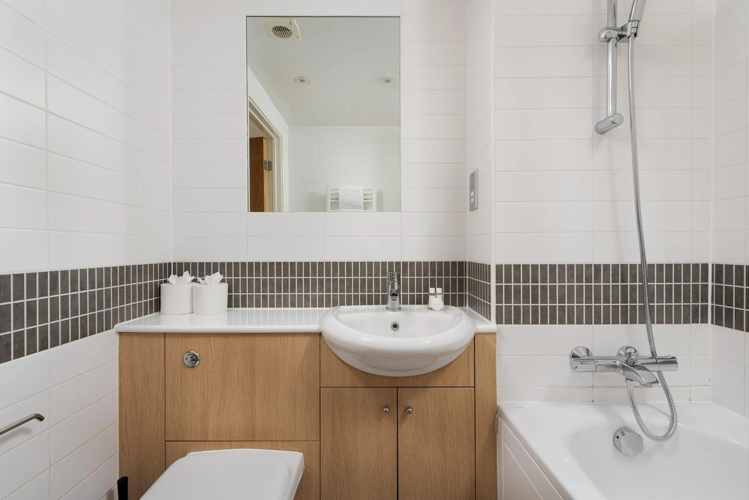 Bathroom in City Stay Apartments - Vizion