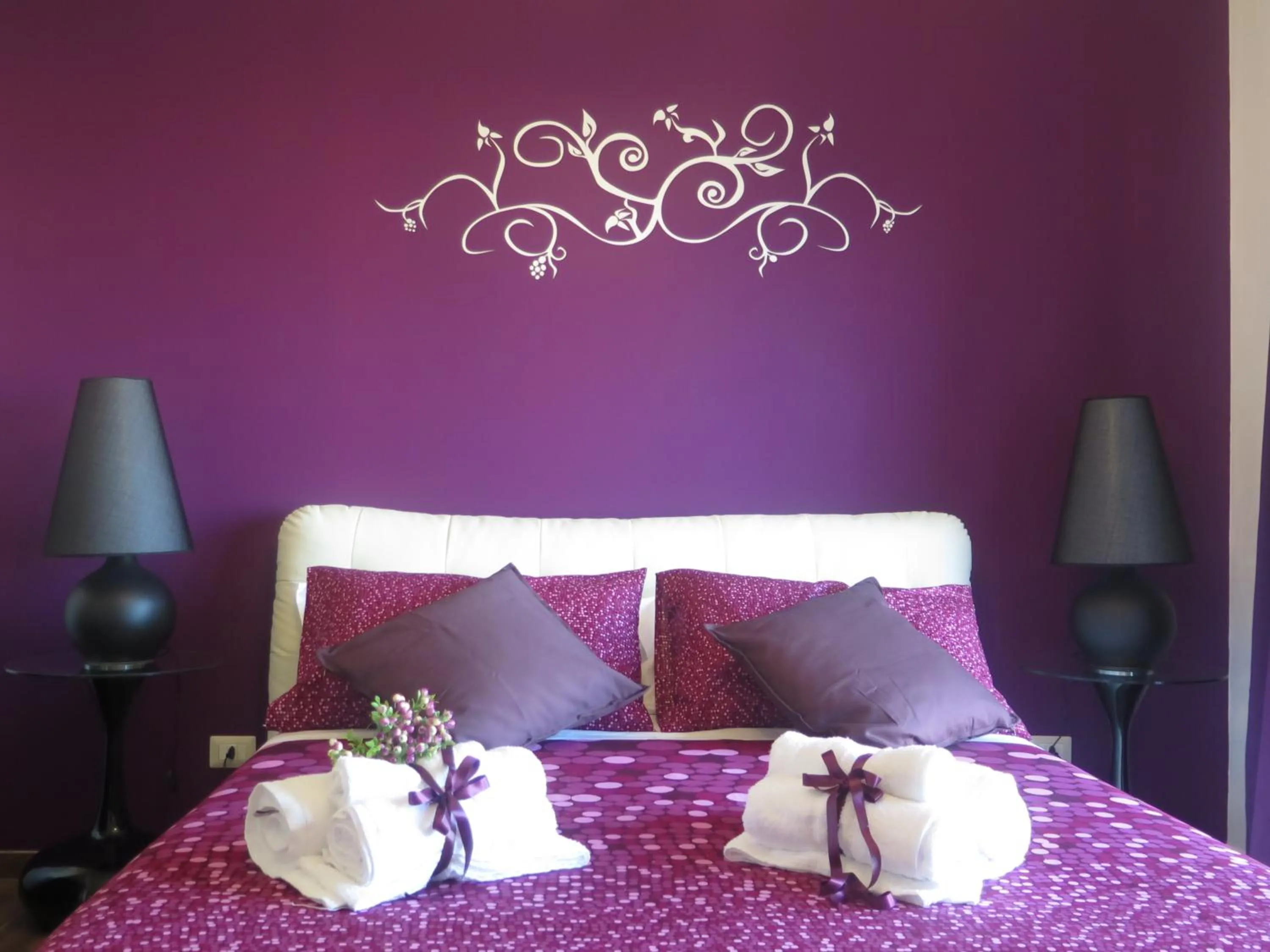 Bed in Symposium Bed&Breakfast