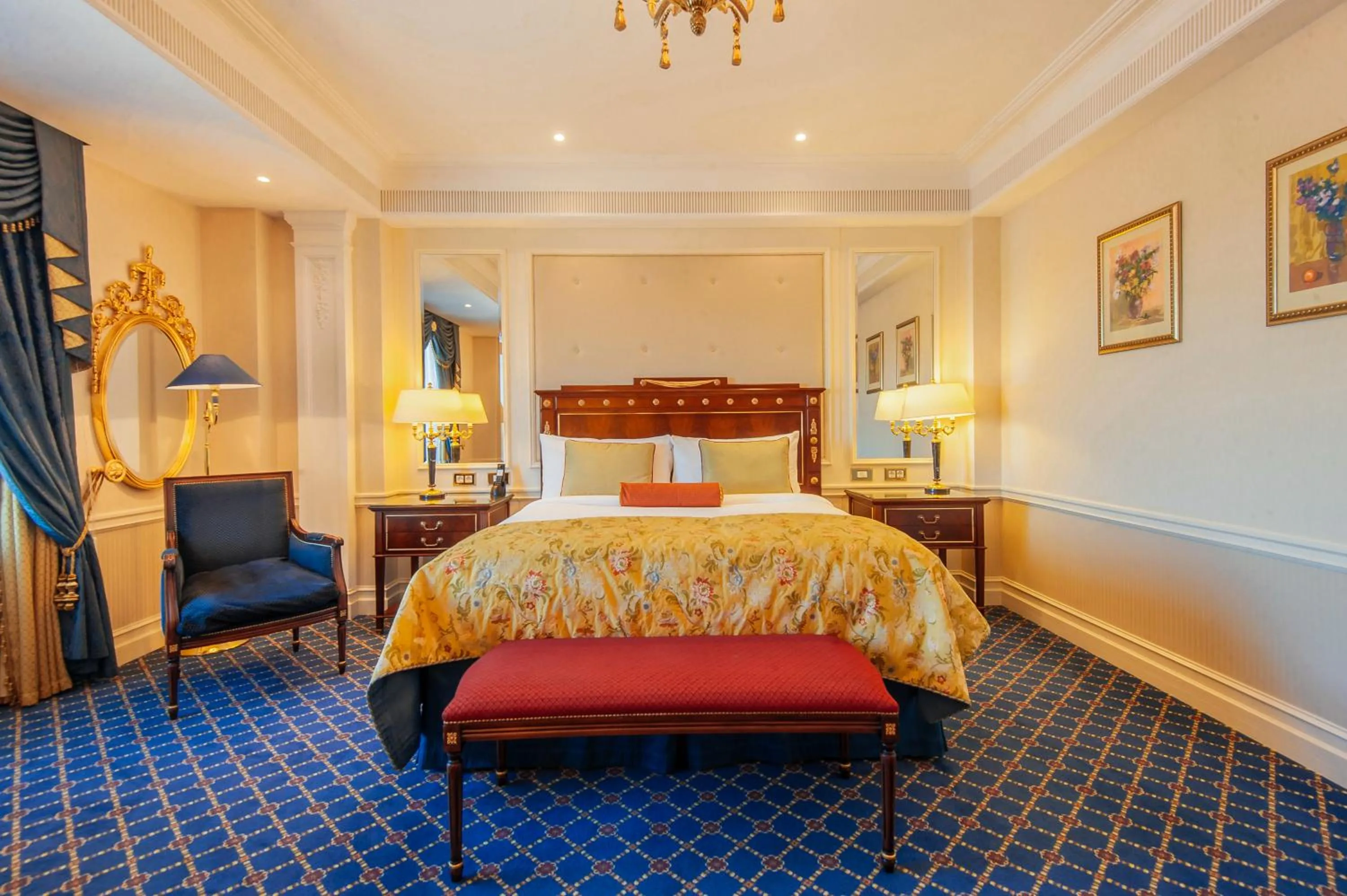 Bedroom, Bed in Fairmont Grand Hotel Kyiv