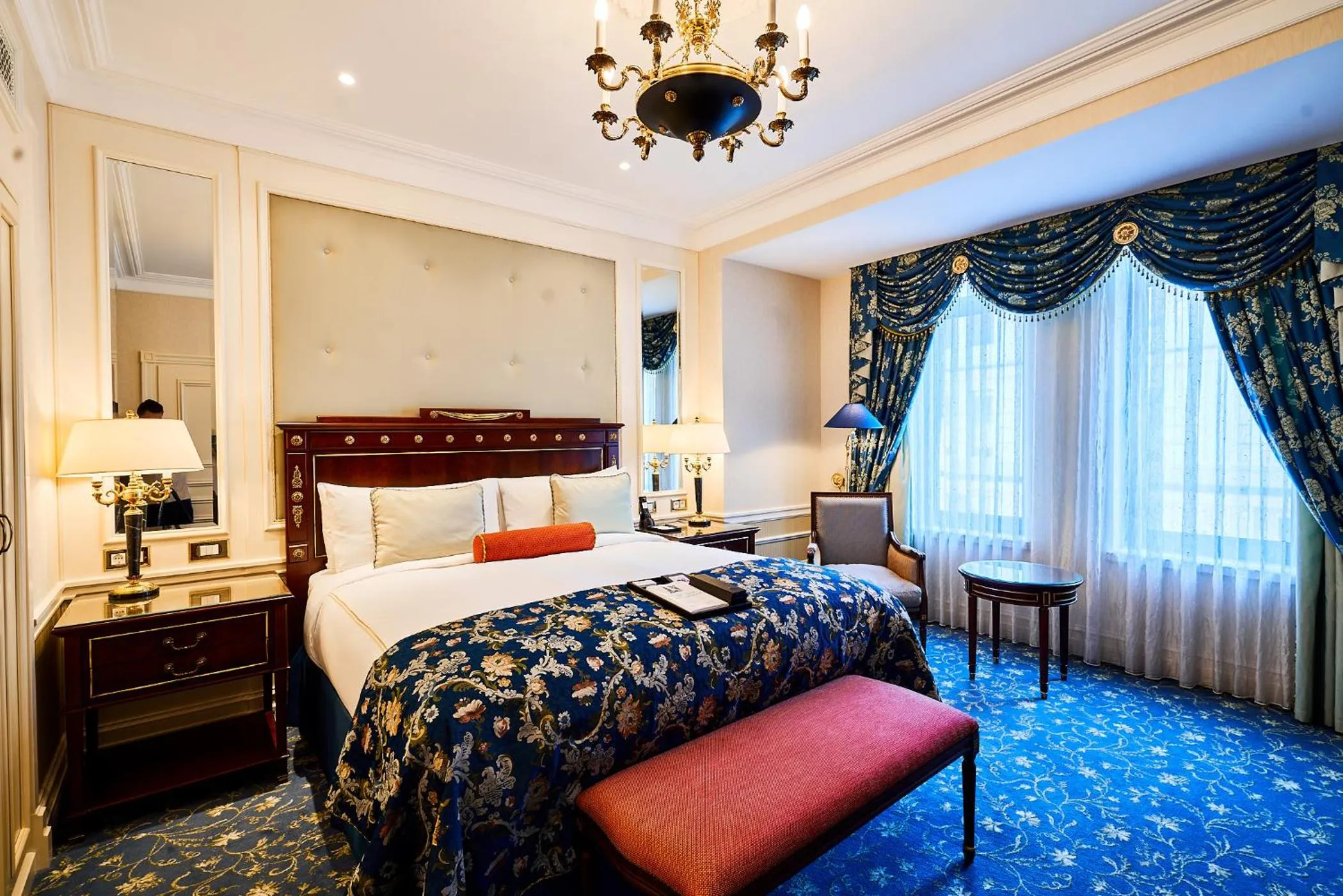 Bedroom, Bed in Fairmont Grand Hotel Kyiv