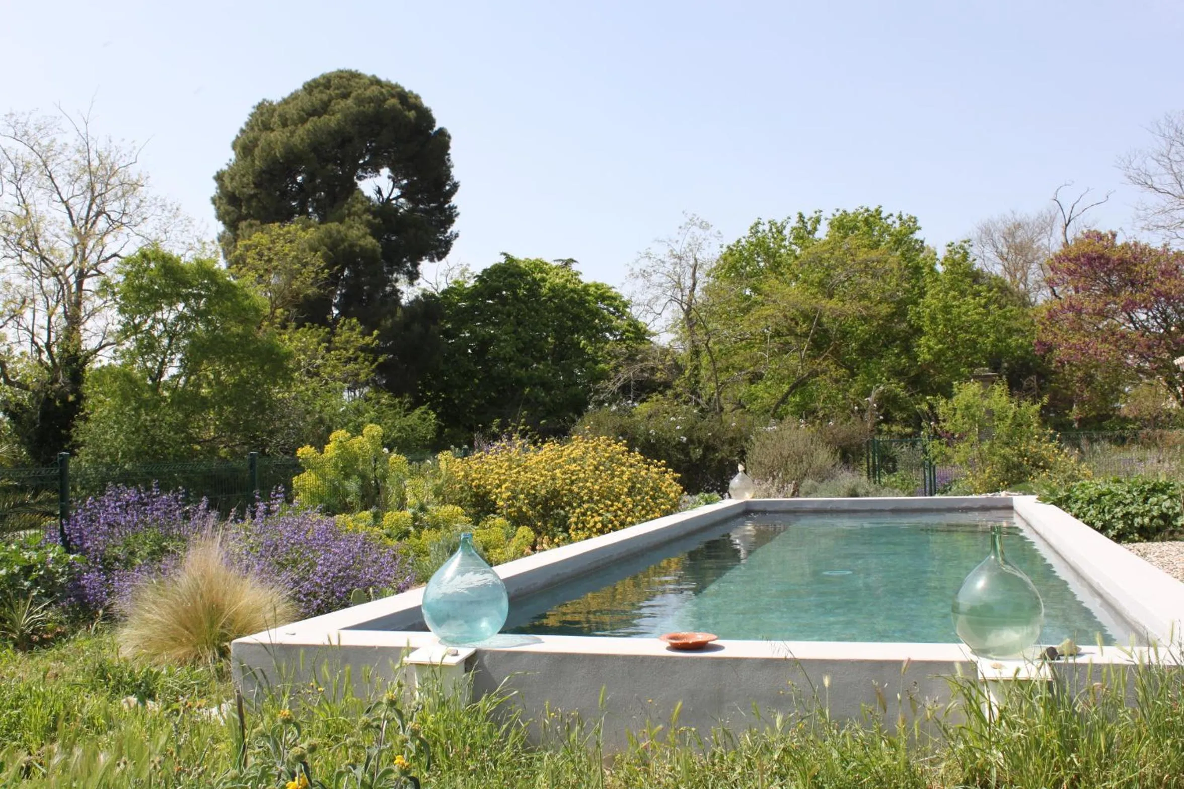 Swimming pool in Domaine de Manteau-Bleu
