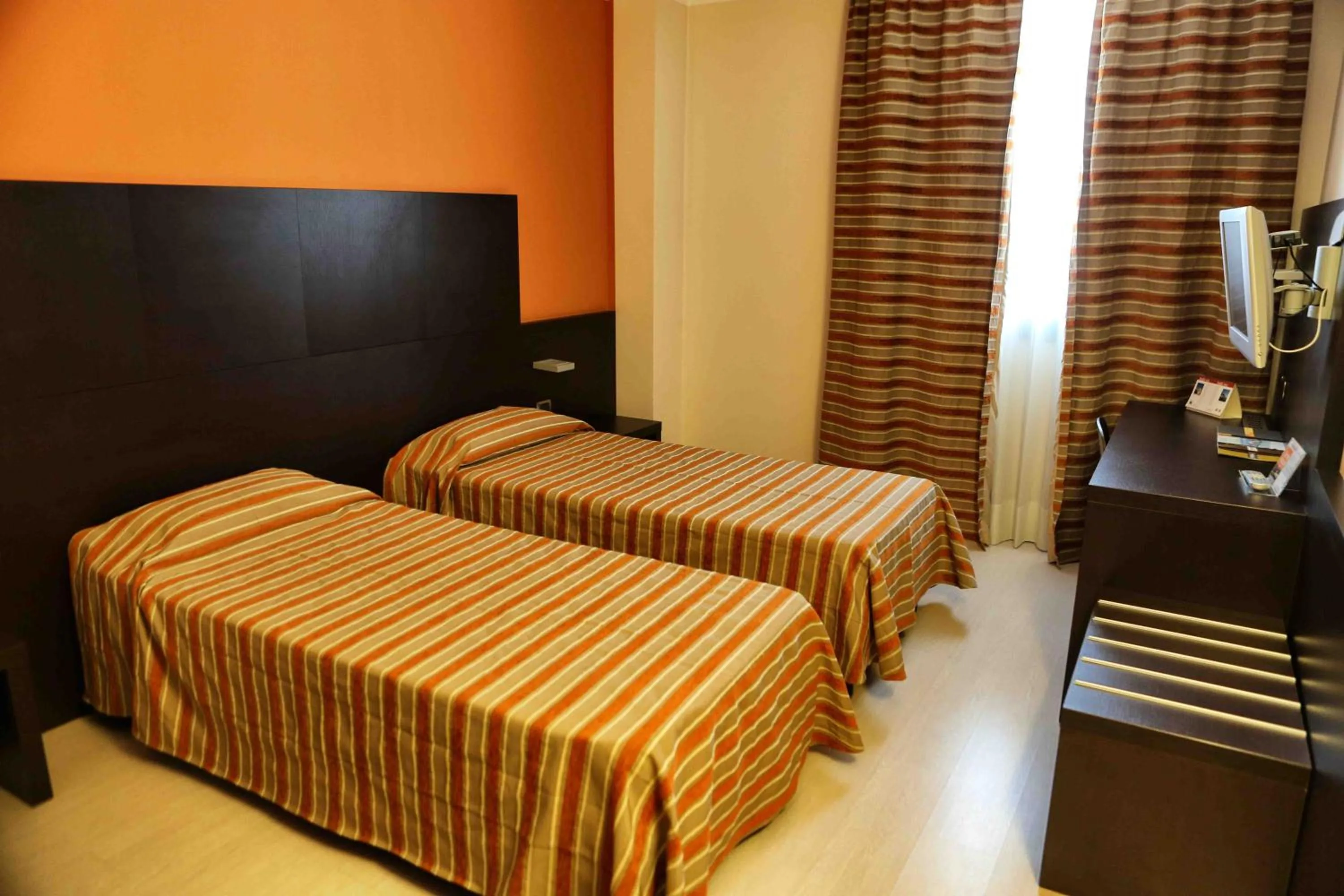 Bed in Vercelli Palace Hotel