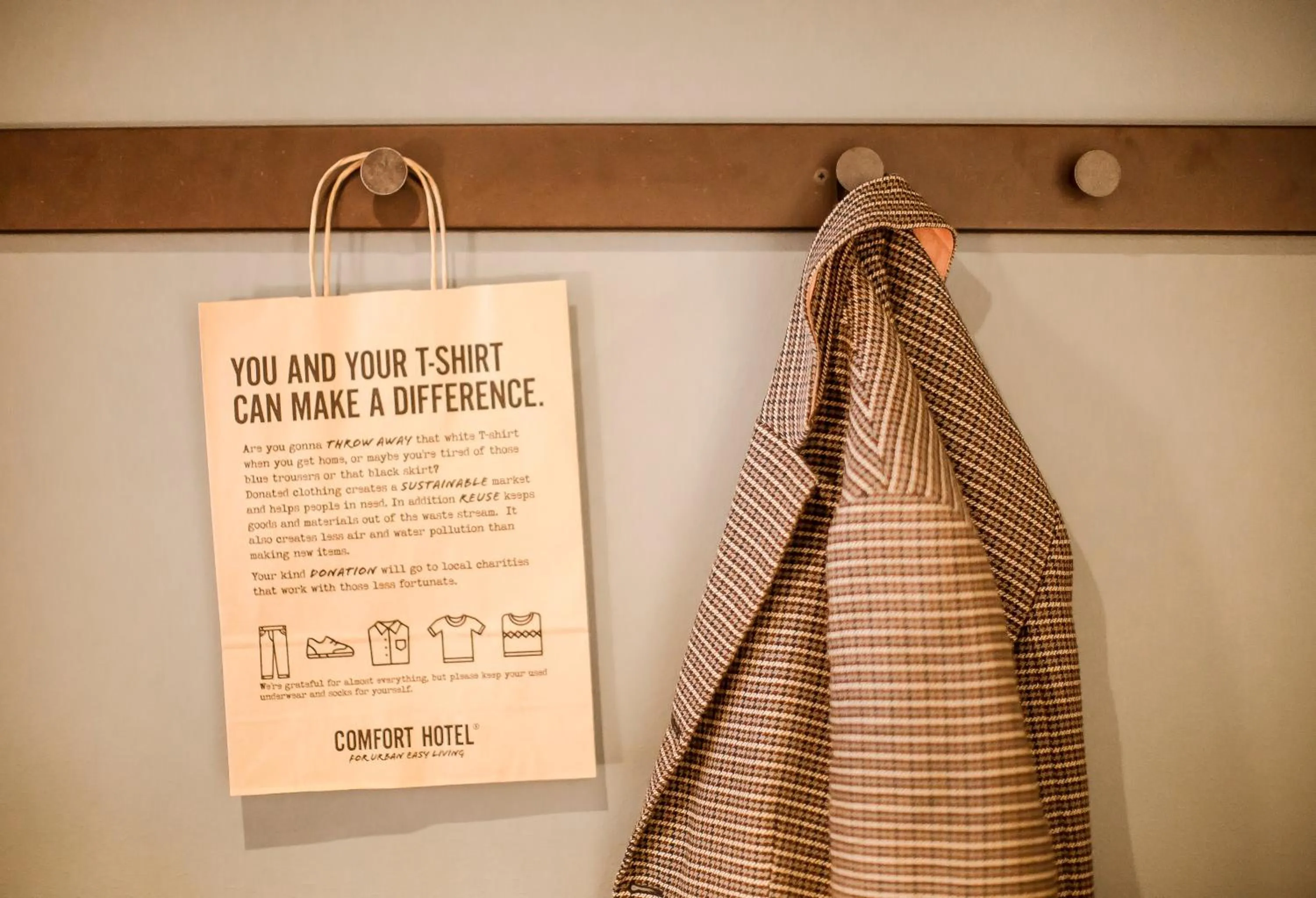 Logo/Certificate/Sign in Comfort Hotel Kista