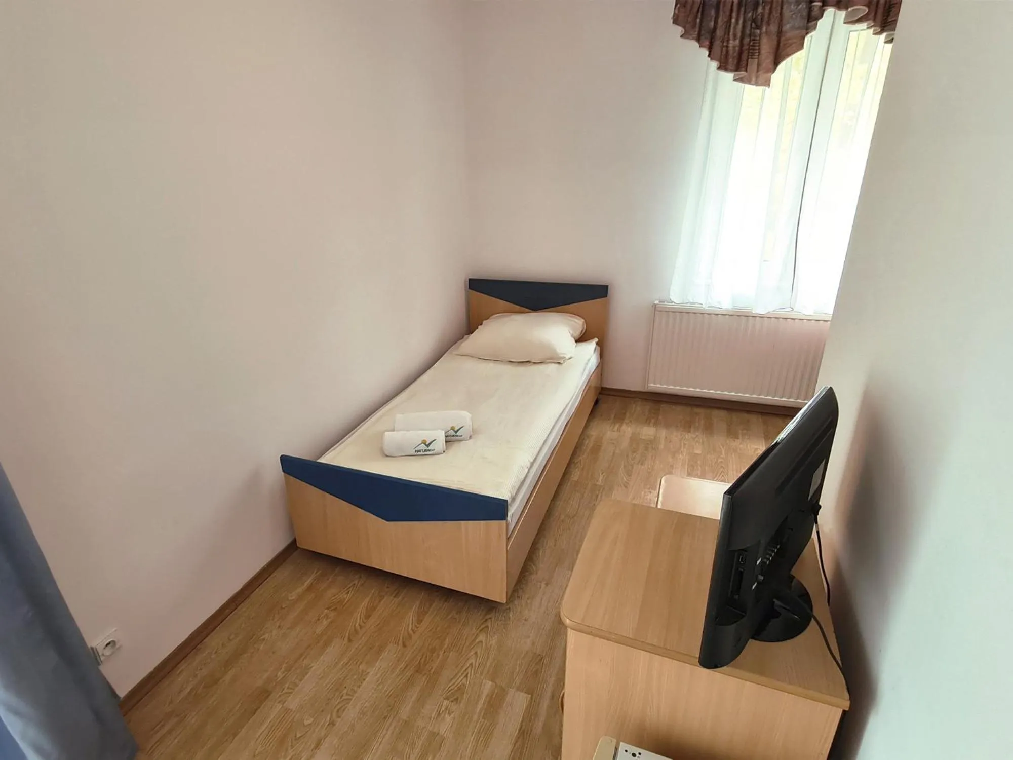 Photo of the whole room, Bed in Stokrotka Natura Tour