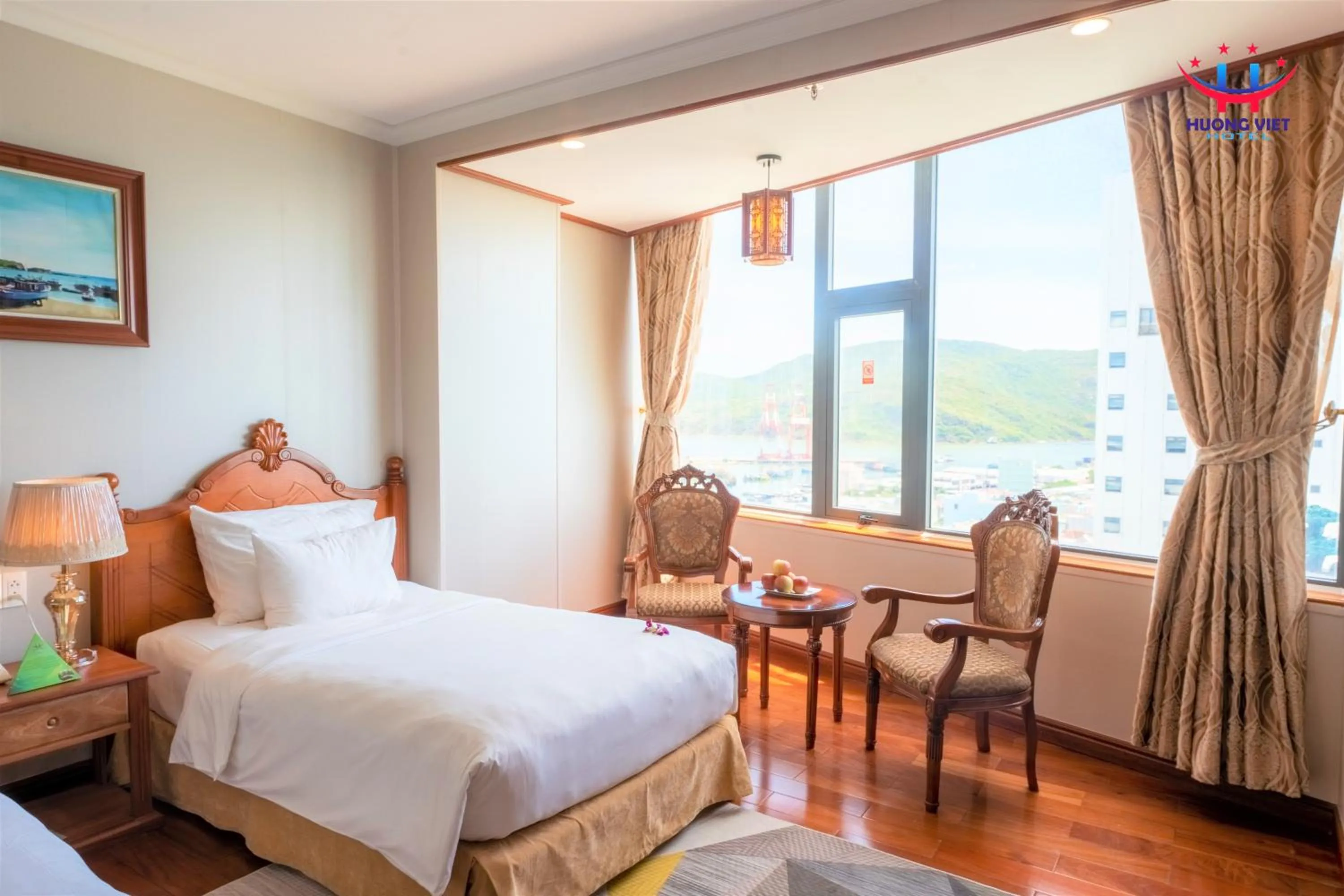 View (from property/room), Bed in Huong Viet Hotel Quy Nhon - Beachfront