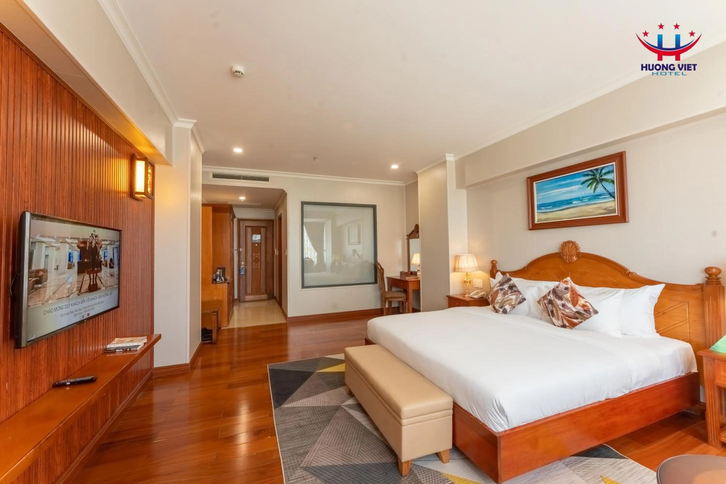TV and multimedia, Bed in Huong Viet Hotel Quy Nhon - Beachfront