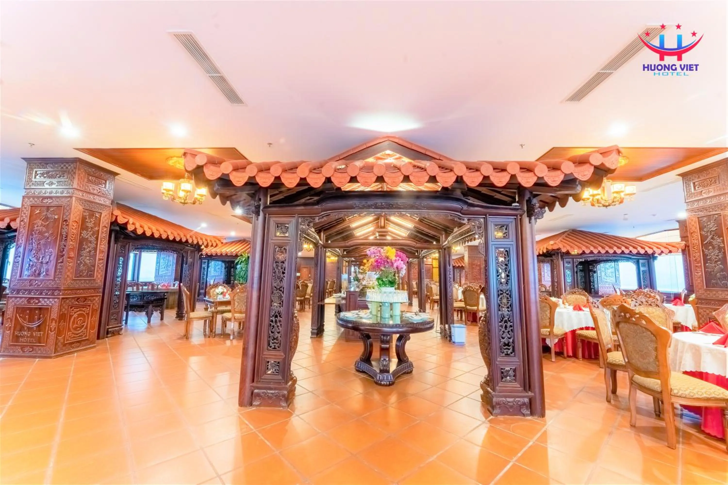 Restaurant/places to eat in Huong Viet Hotel Quy Nhon - Beachfront