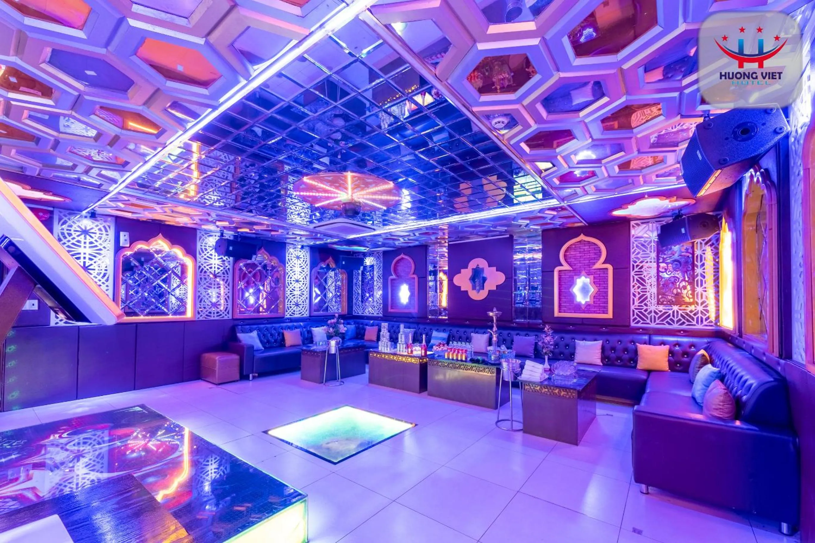 Karaoke in Huong Viet Hotel Quy Nhon - Beachfront