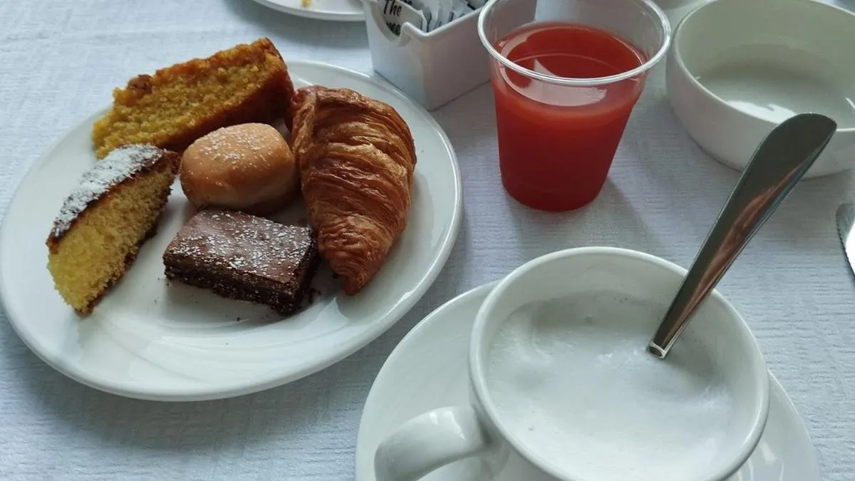 Breakfast in Hotel Pigalle