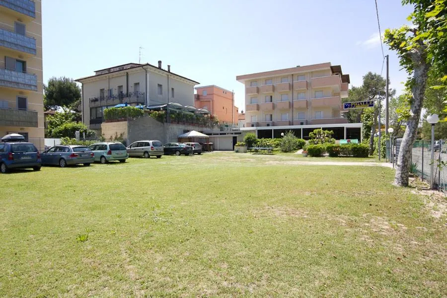 Garden in Hotel Pigalle