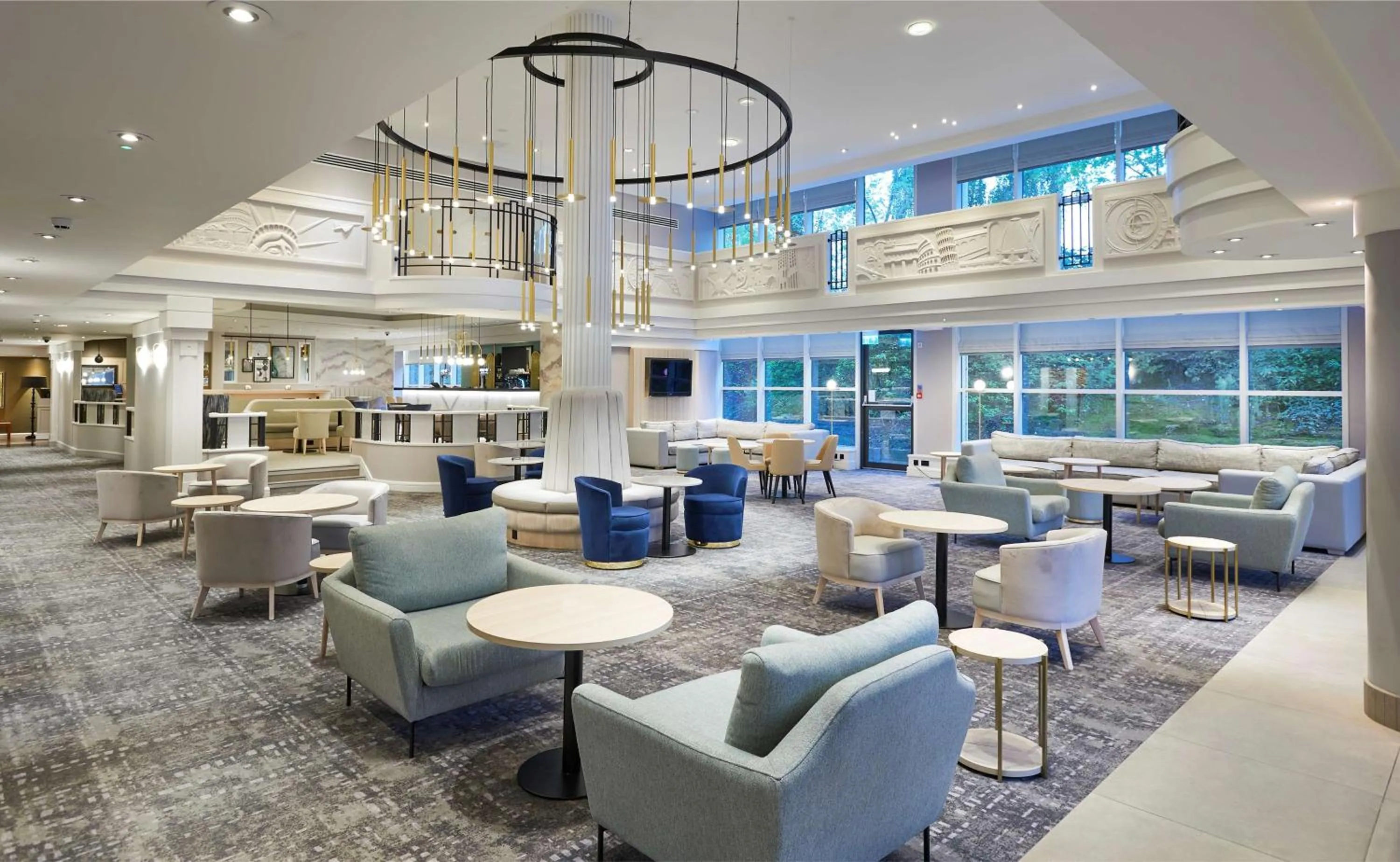 Restaurant/places to eat in Hilton London Croydon