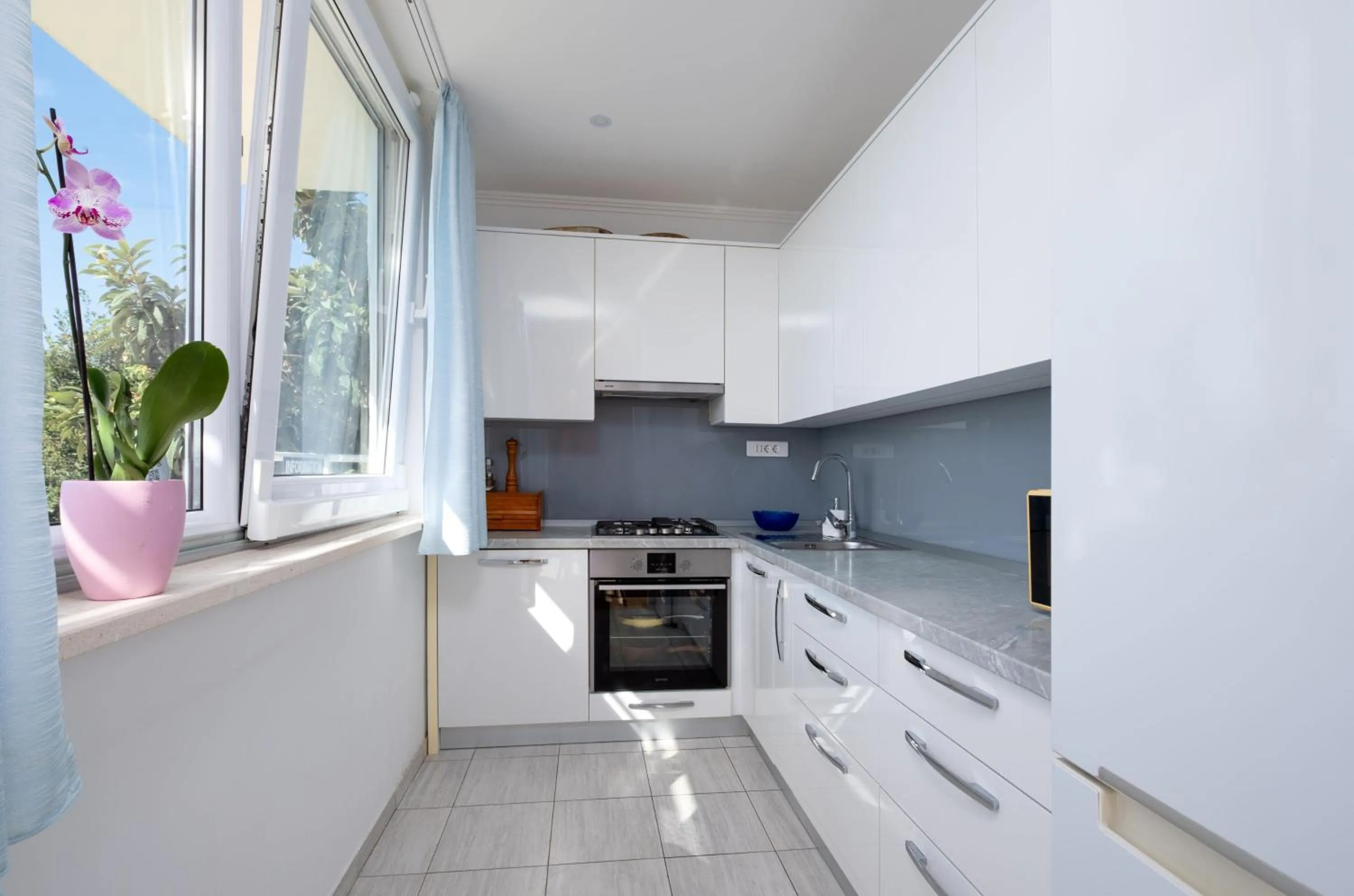 Kitchen or kitchenette in Apartments Katica