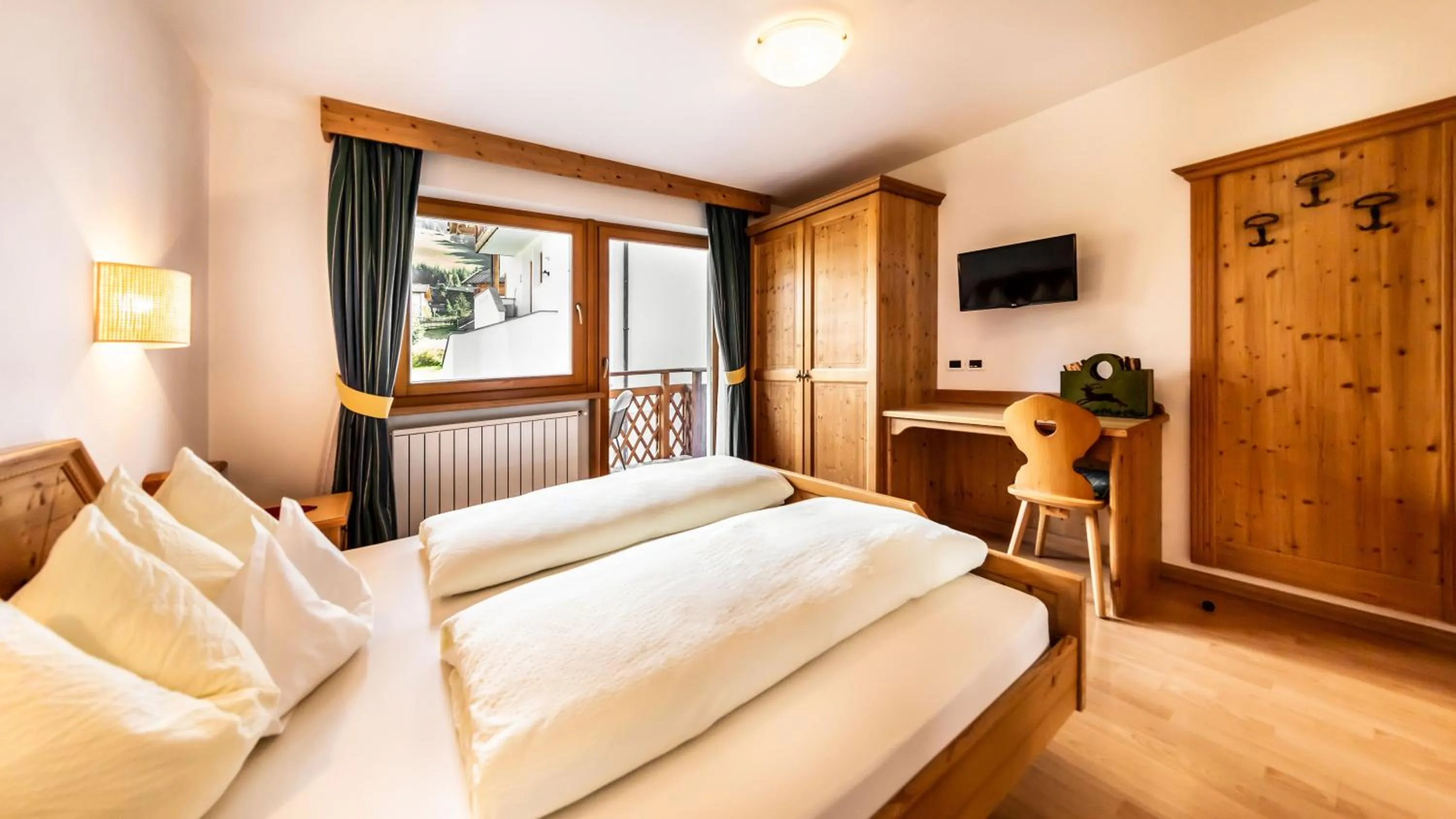 Bed in Apartments Chalet Maria