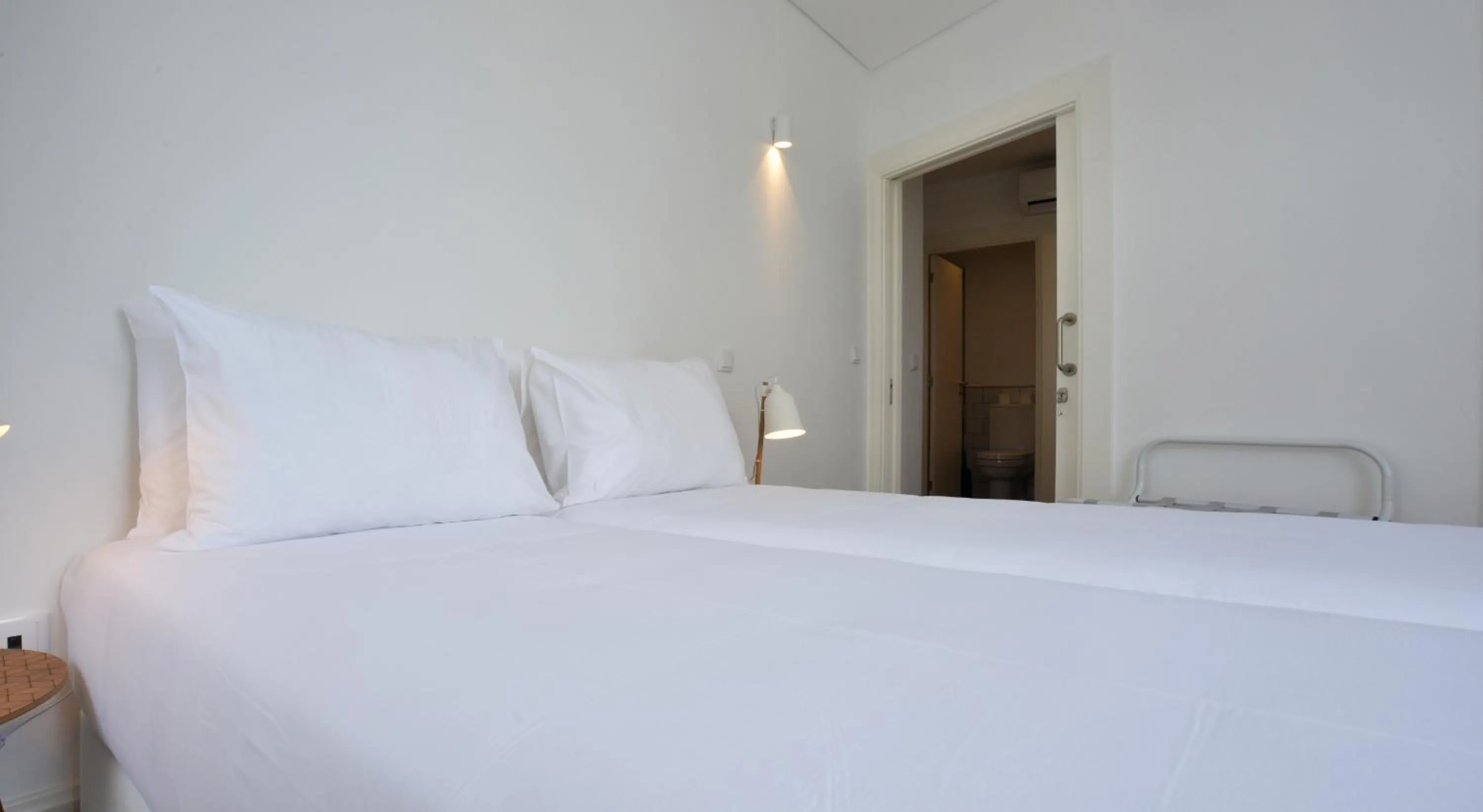 Bedroom, Bed in Spot Apartments Casa Januario