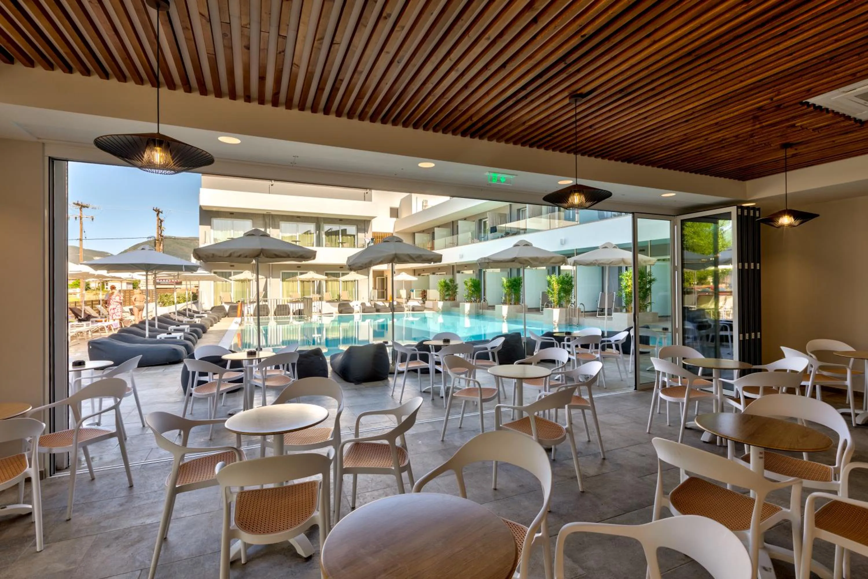 Lounge or bar in White Olive Premium Laganas