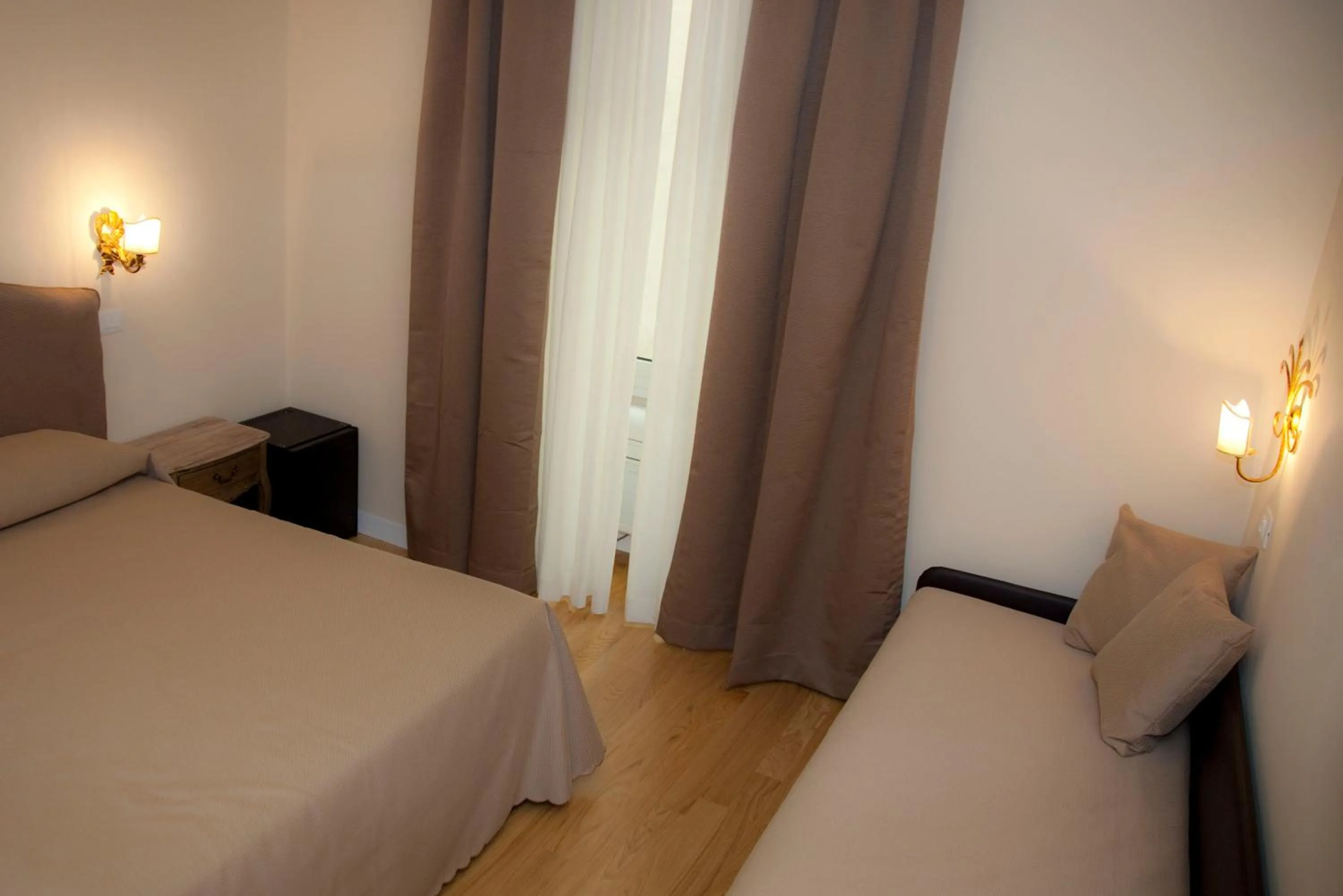 Decorative detail, Bed in Residenza Dei Gracchi