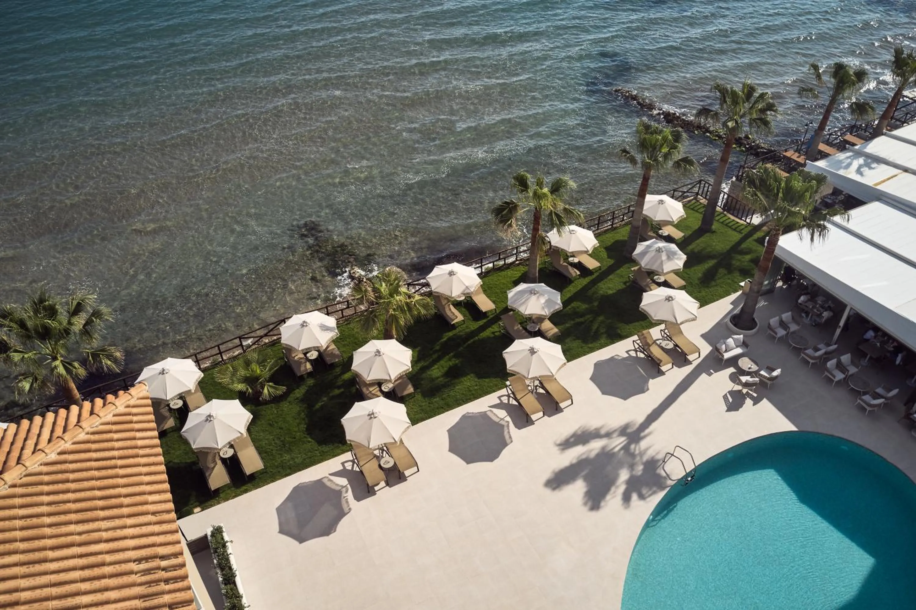 Swimming pool in Windmill Bay Hotel