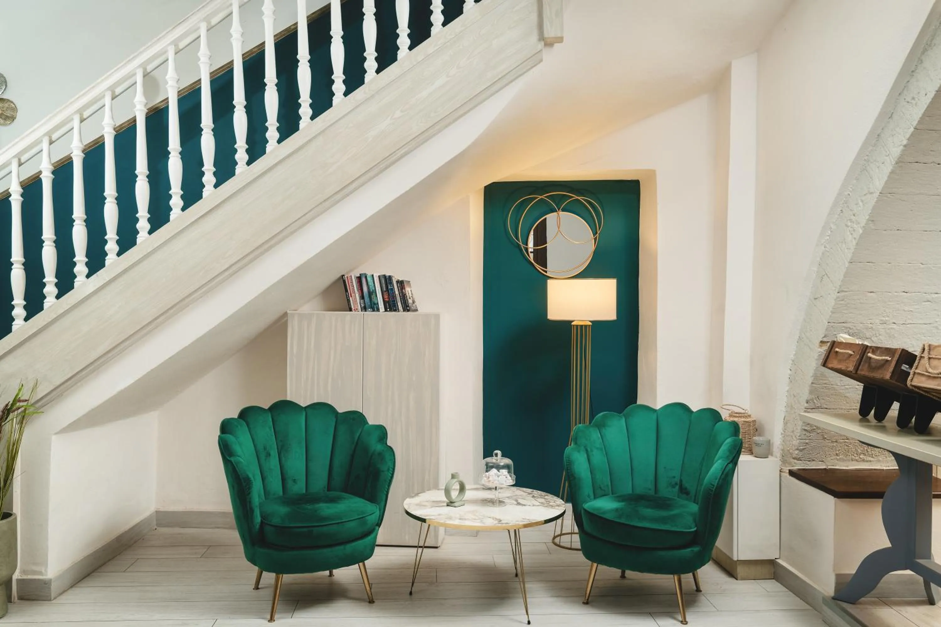 Library in Elia Palazzo Hotel