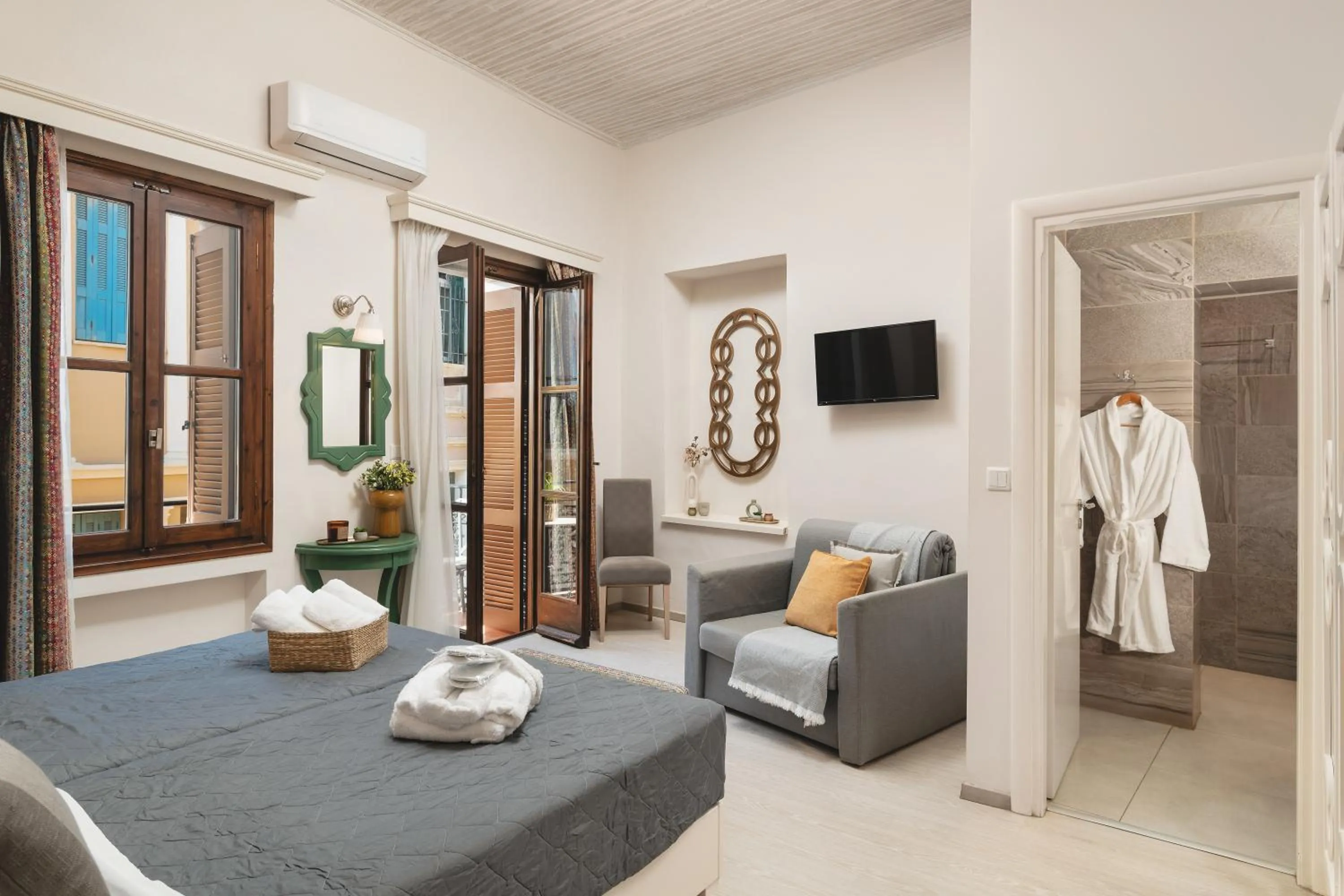 Bed in Elia Palazzo Hotel