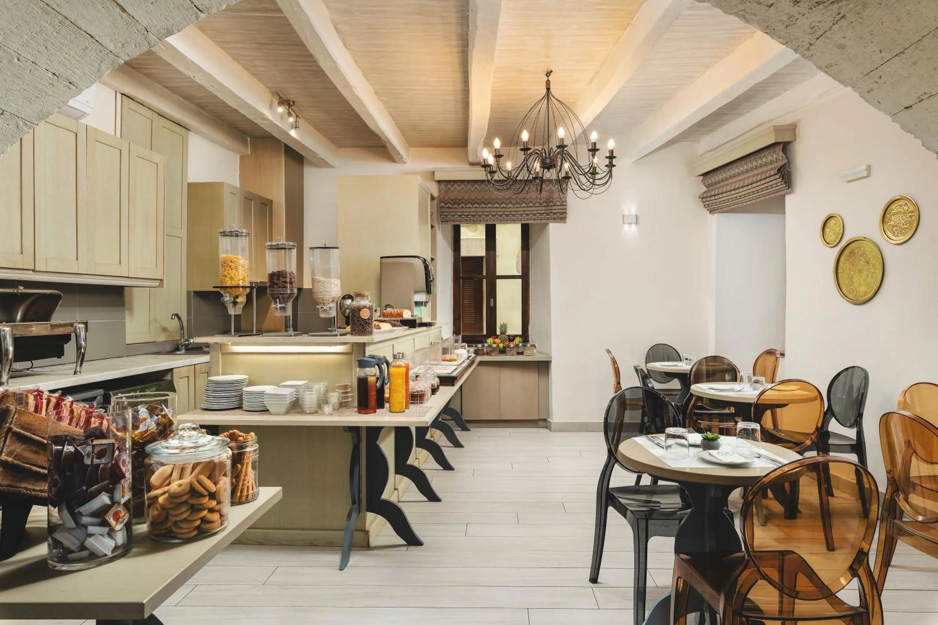 Food and drinks in Elia Palazzo Hotel