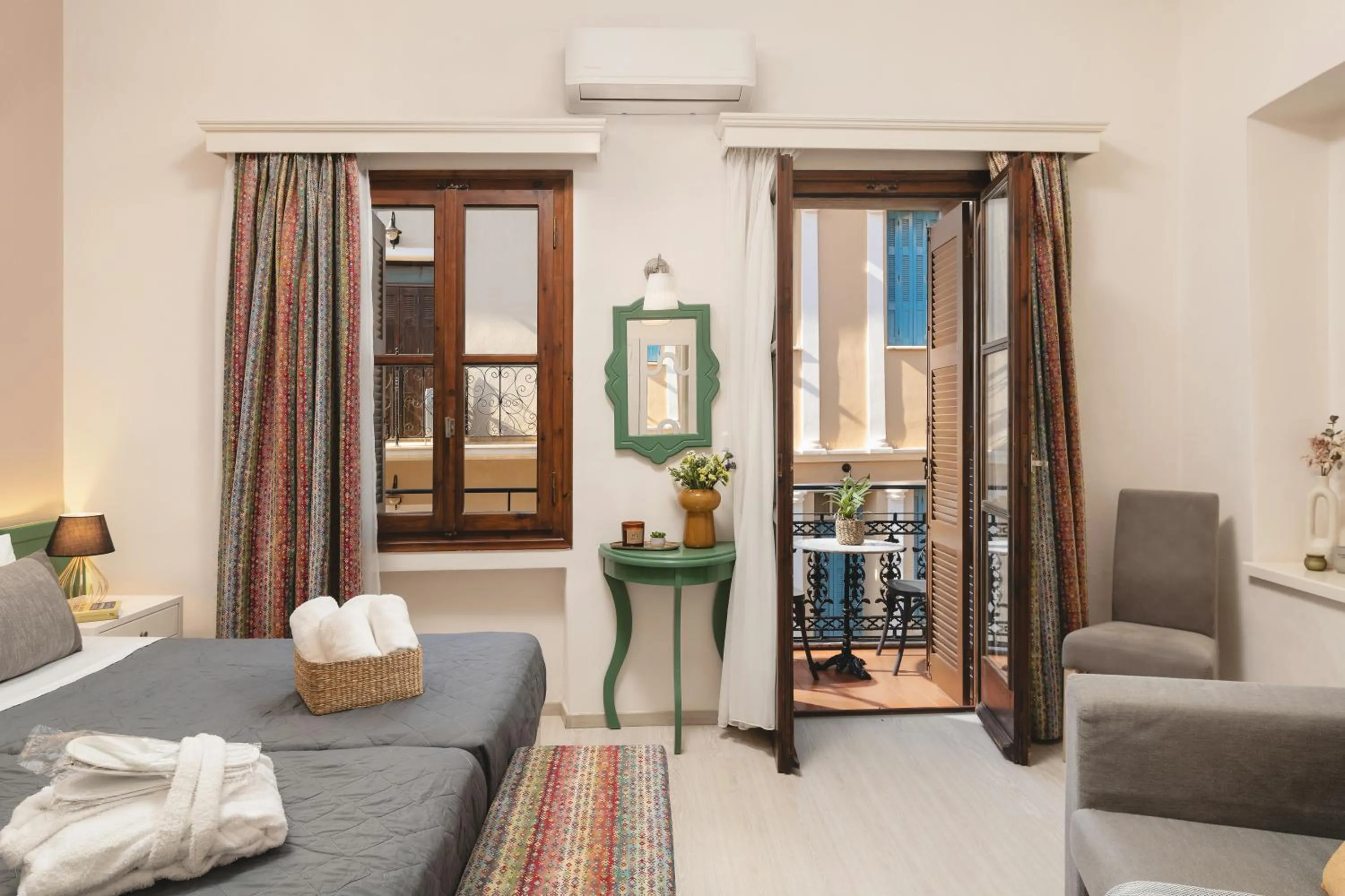 Bed in Elia Palazzo Hotel