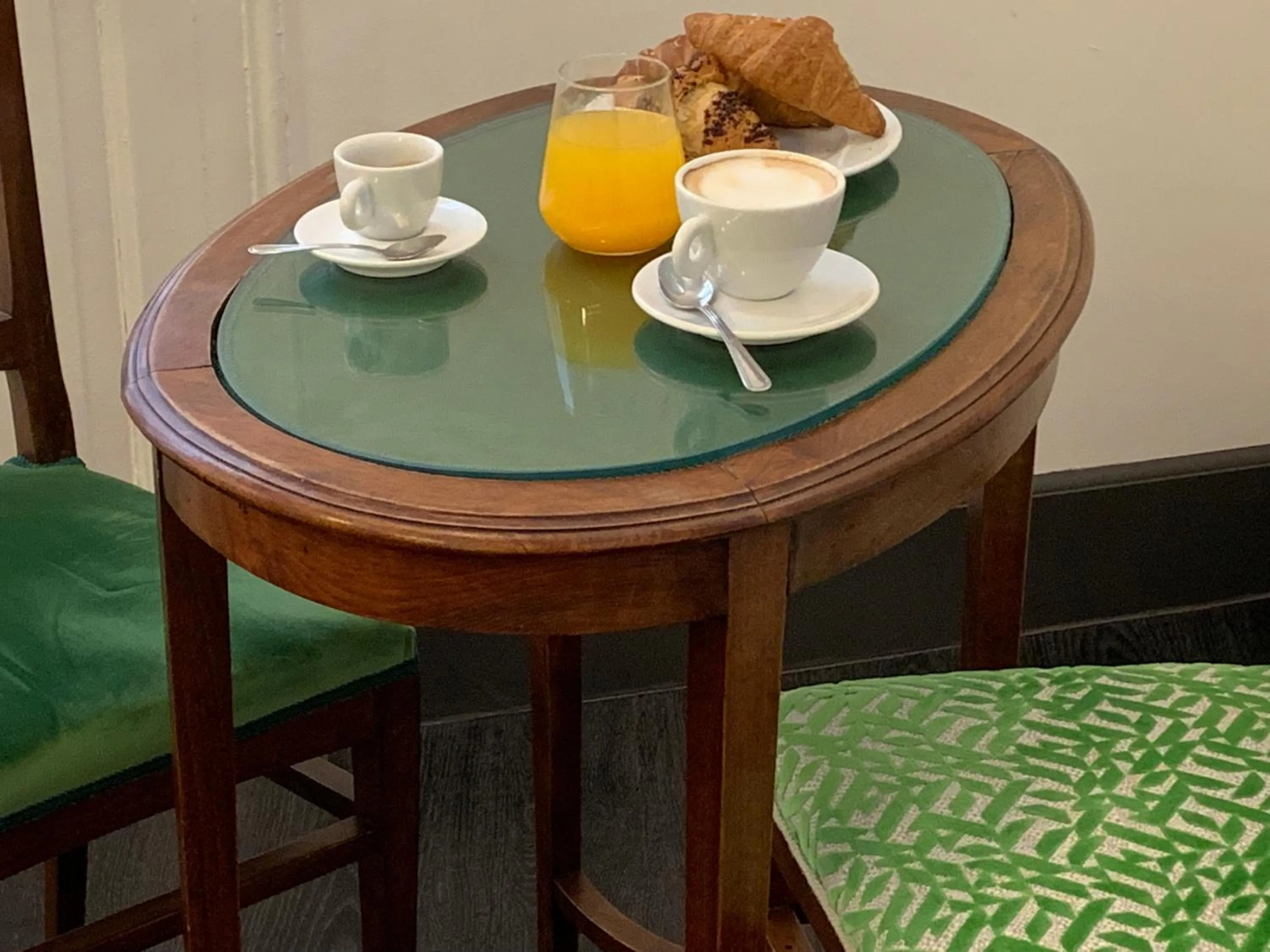 Coffee/tea facilities in Hotel Button