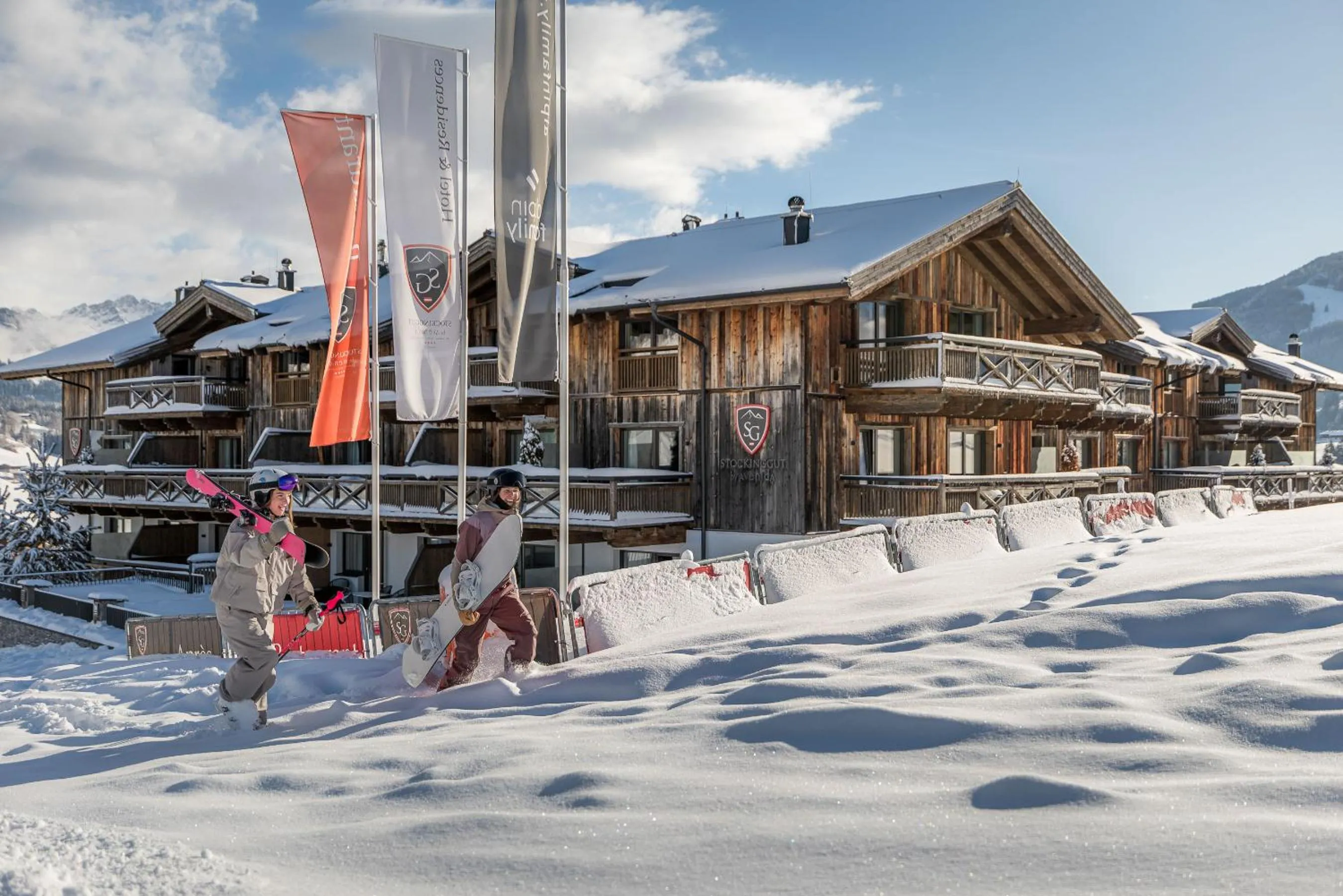 Property building in Stockinggut by AvenidA