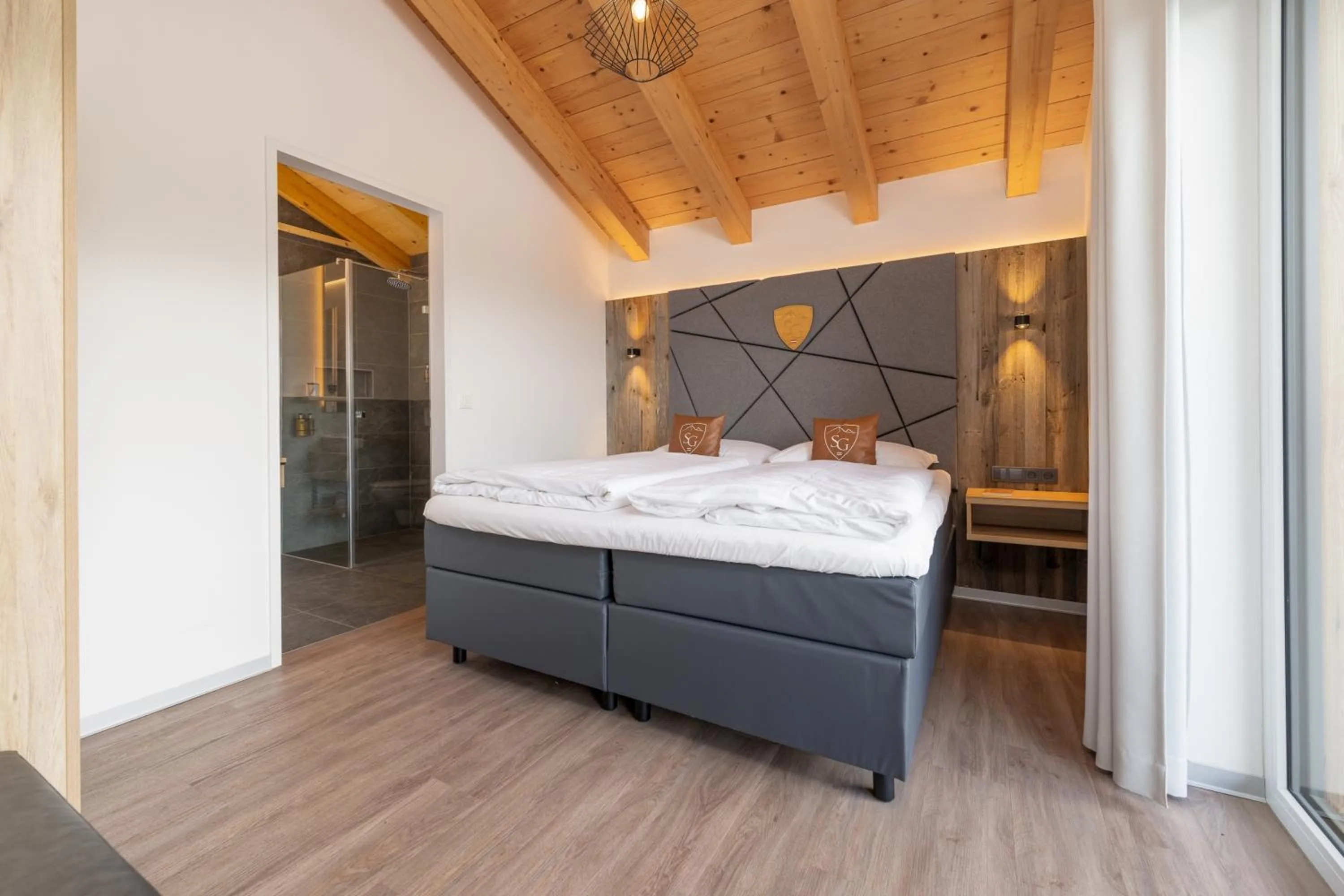 Bedroom, Bed in Stockinggut by AvenidA