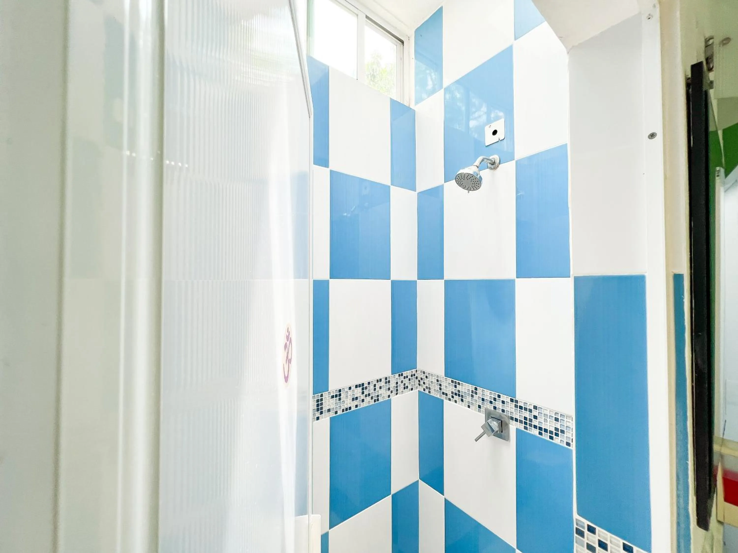 Bathroom in ITH Sayulita Amazing Surf Hostel