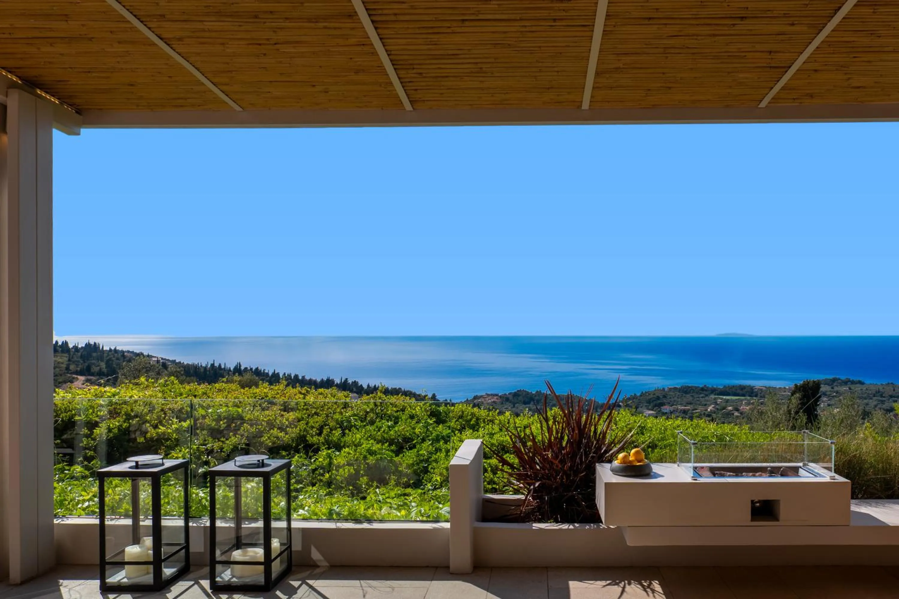 Day in Artblue Villas