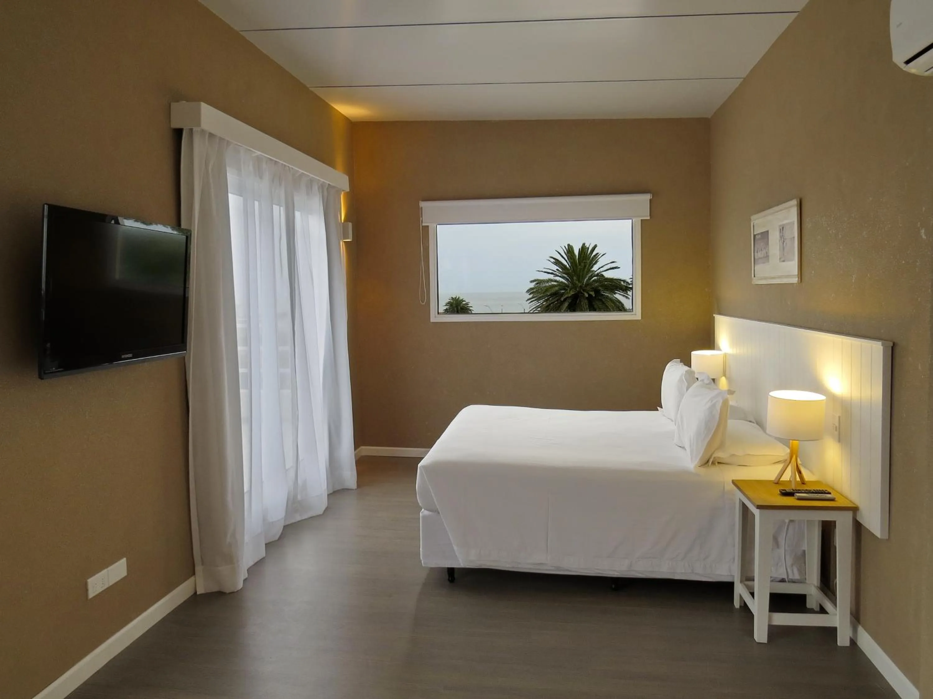 TV and multimedia, Bed in Atlántico Boutique Hotel