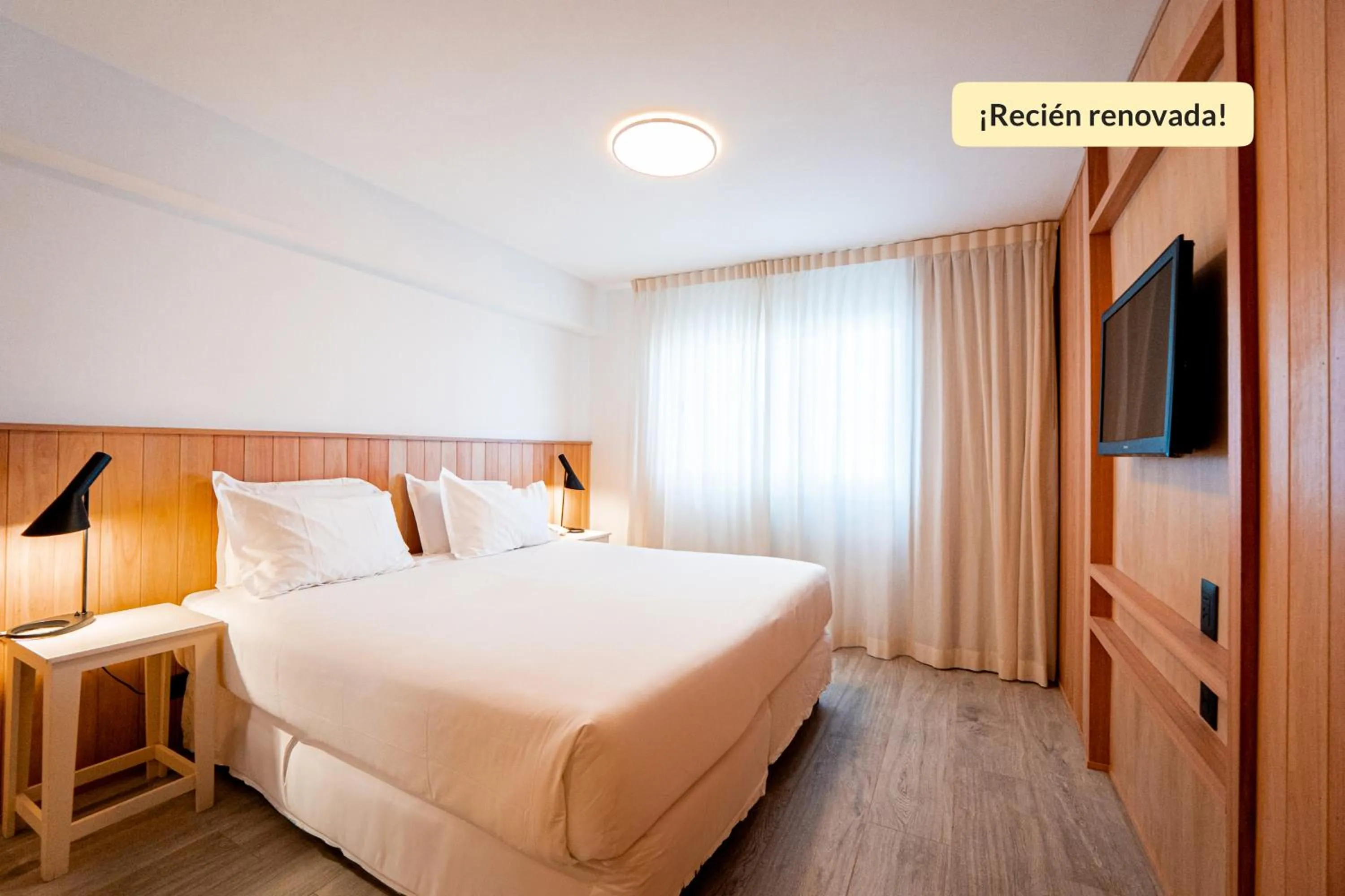 Bedroom, Bed in Atlántico Boutique Hotel