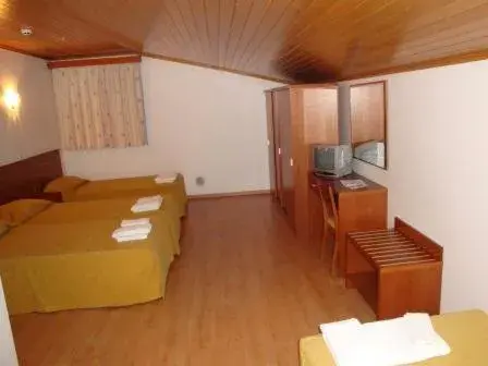 Family Room in Nossa Senhora do Pranto Family Room in Nossa Senhora do Pranto