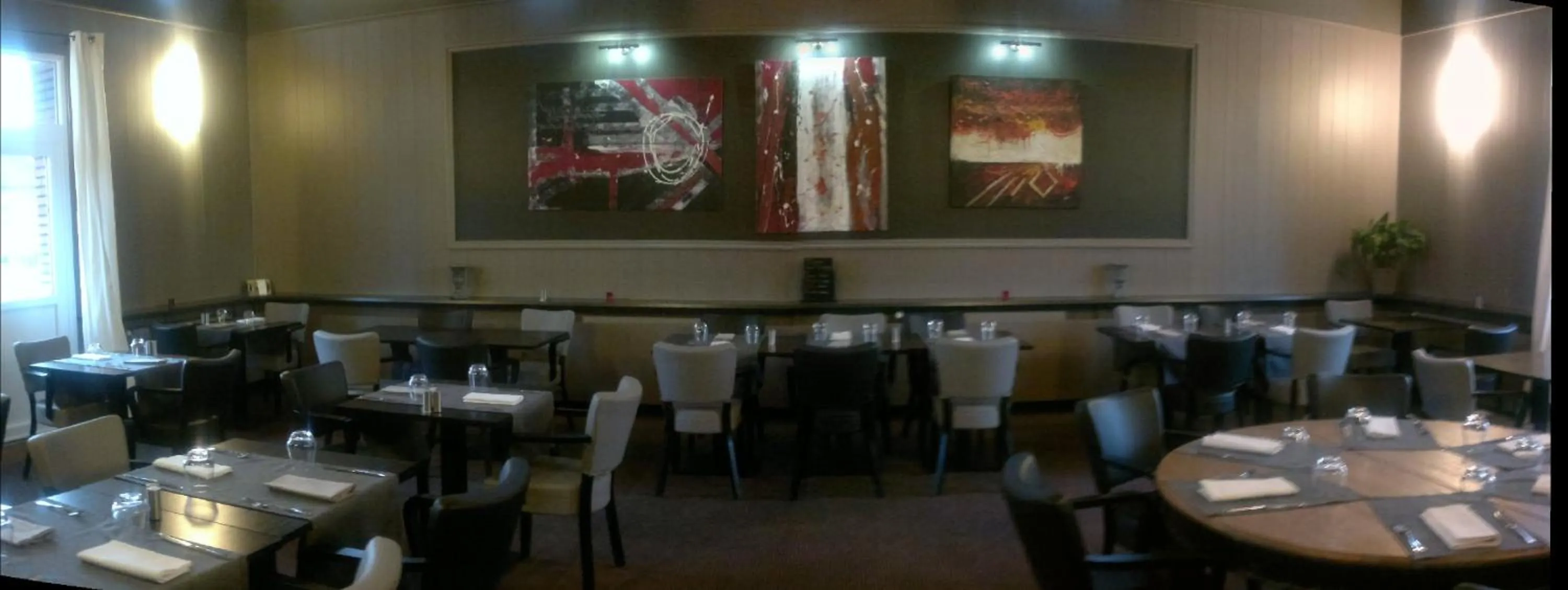 Restaurant/places to eat in Hôtel la Régie