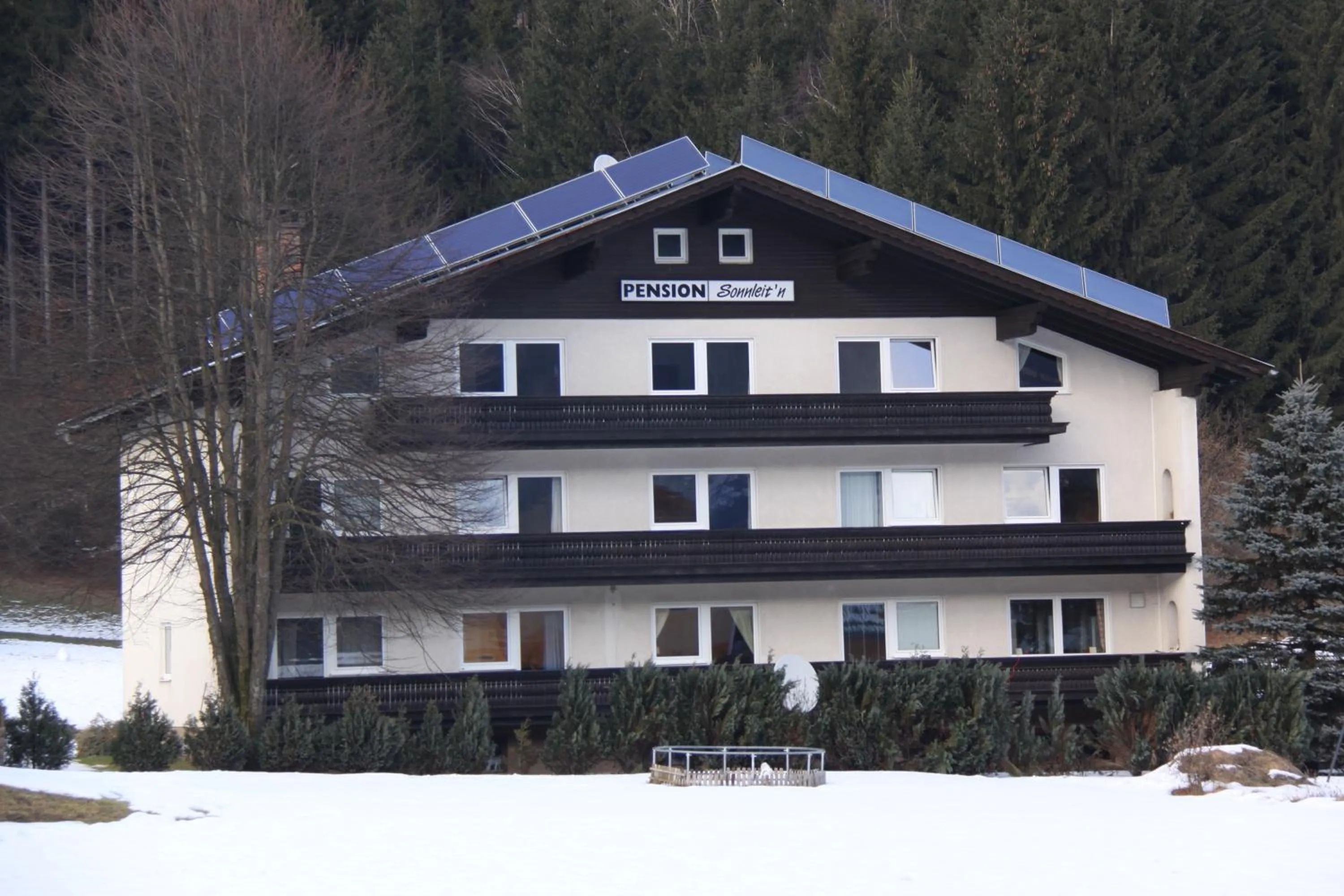 Facade/entrance in Hotel Sonnleitn
