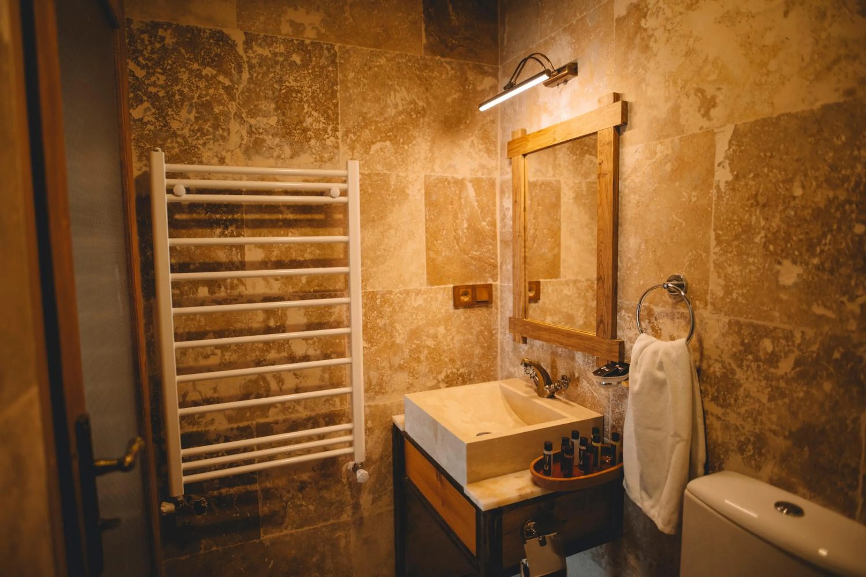 Çavuşin Cave House-Cappadocia