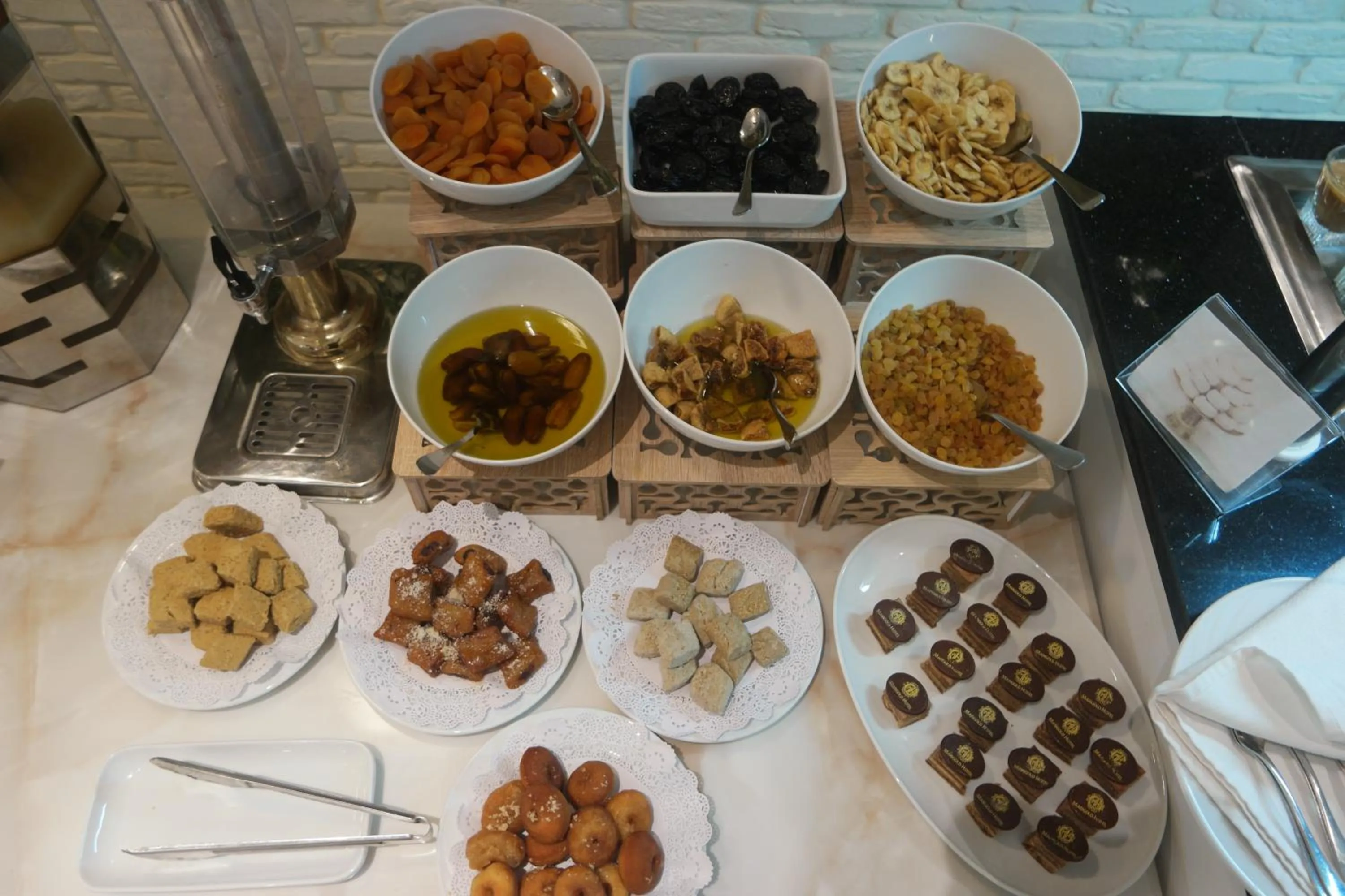 Breakfast in Marigold Hotel