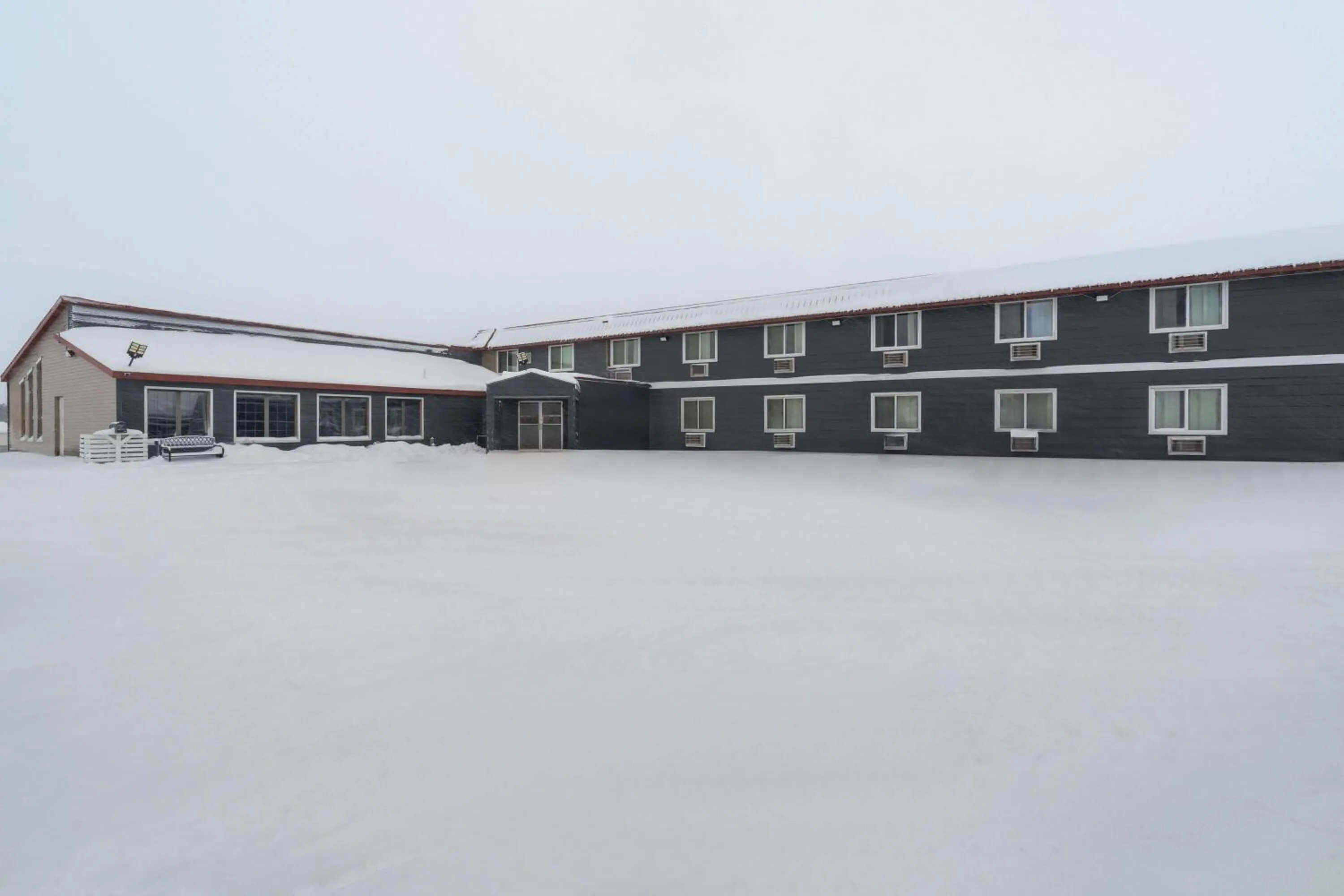 Property building in Sauk River Inn & Suites, a Travelodge by Wyndham