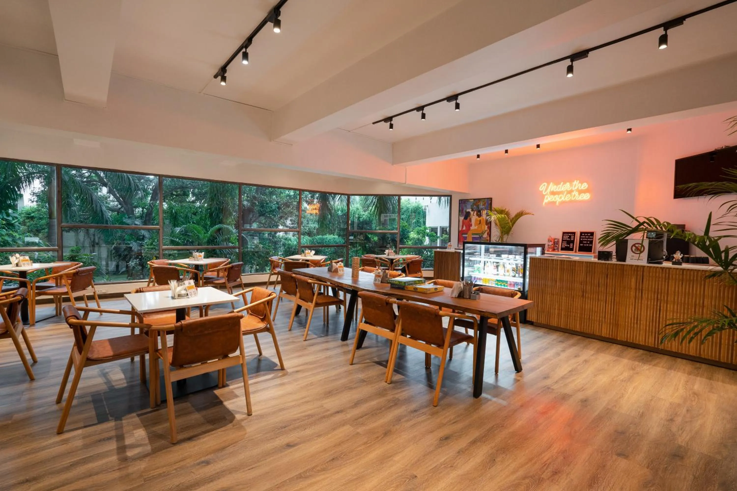 Restaurant/places to eat in Rajdarshan - A Lake View Hotel in Udaipur