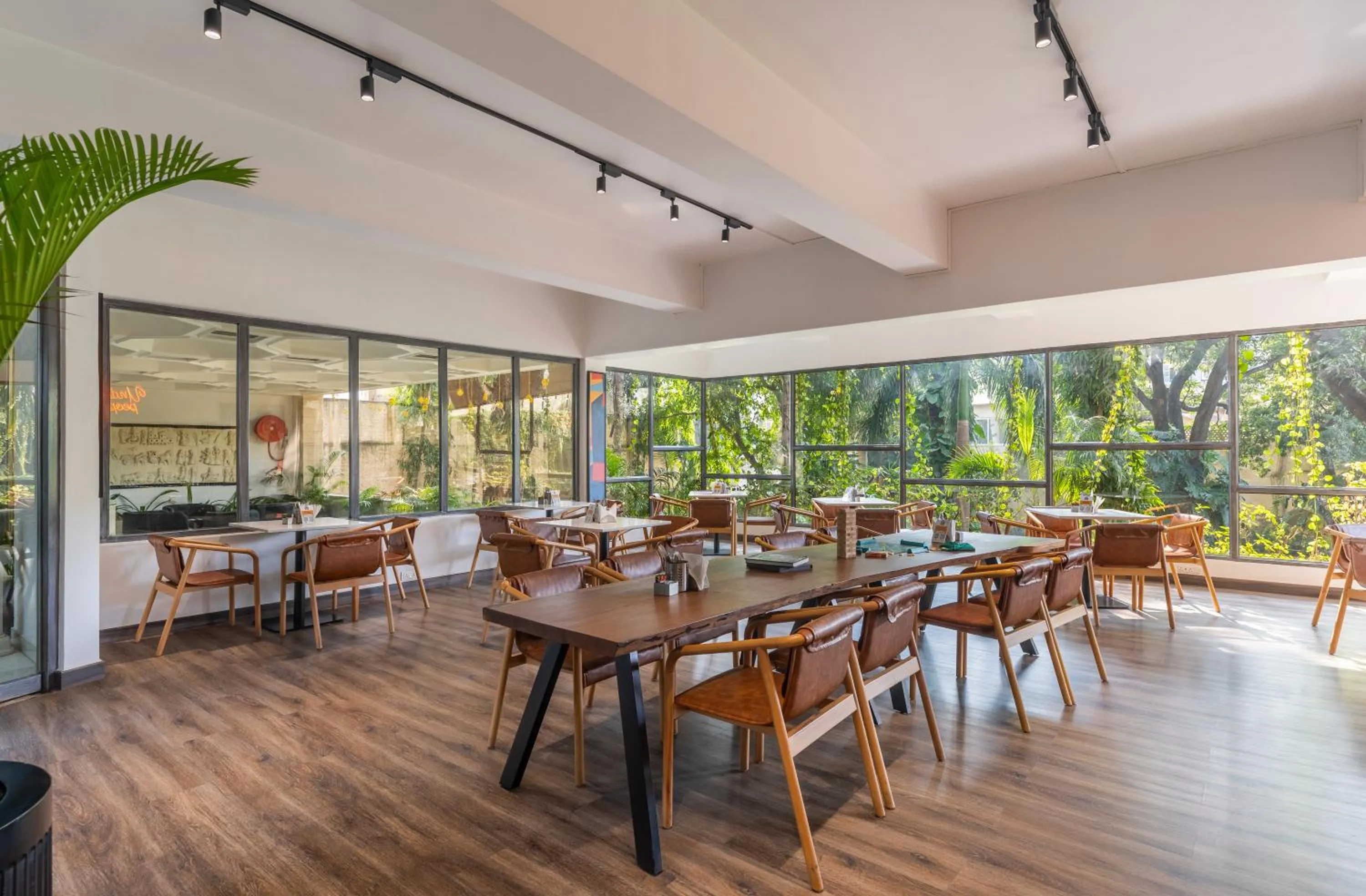 Restaurant/places to eat in Rajdarshan - A Lake View Hotel in Udaipur