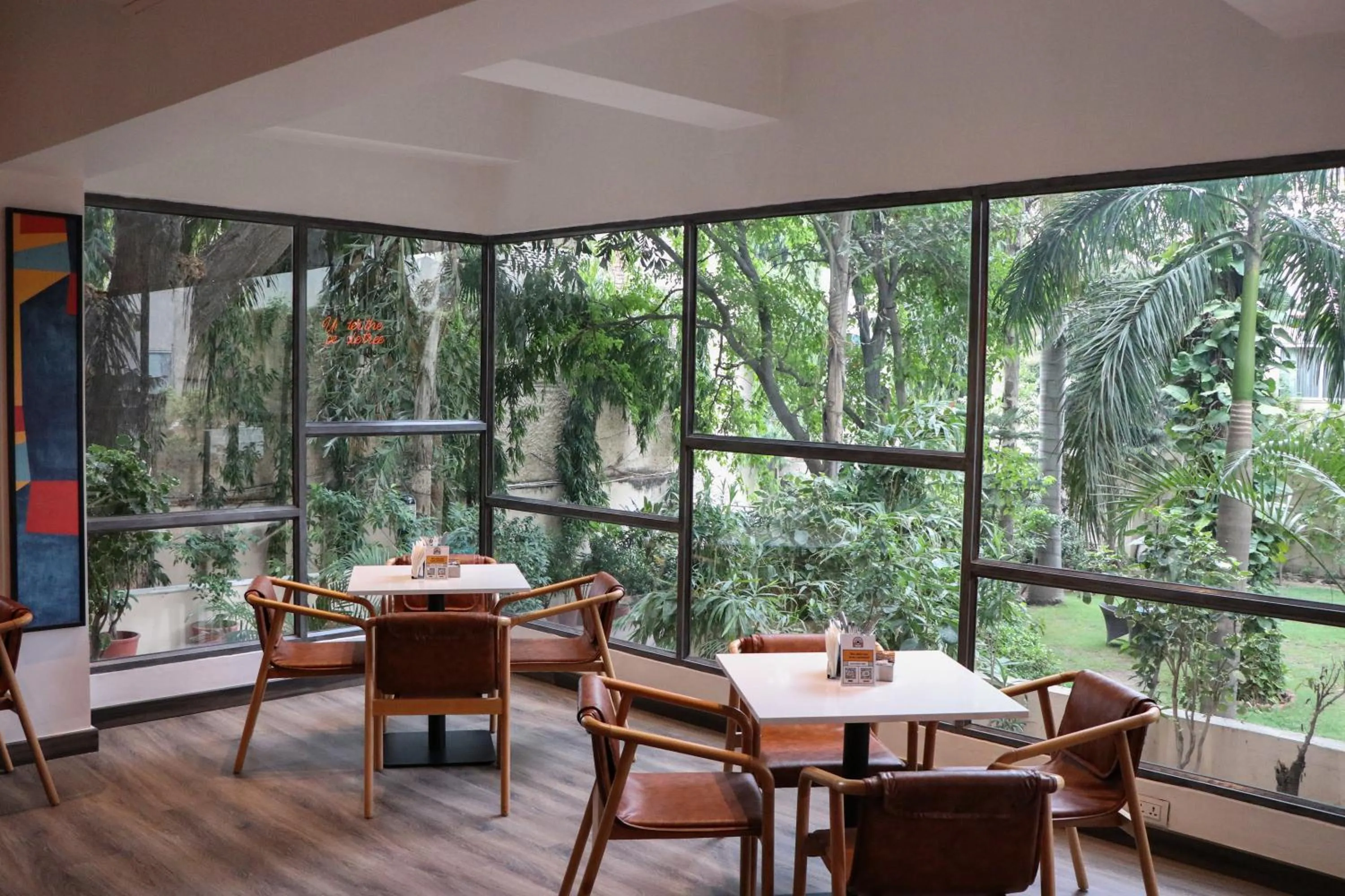 Restaurant/places to eat in Rajdarshan - A Lake View Hotel in Udaipur