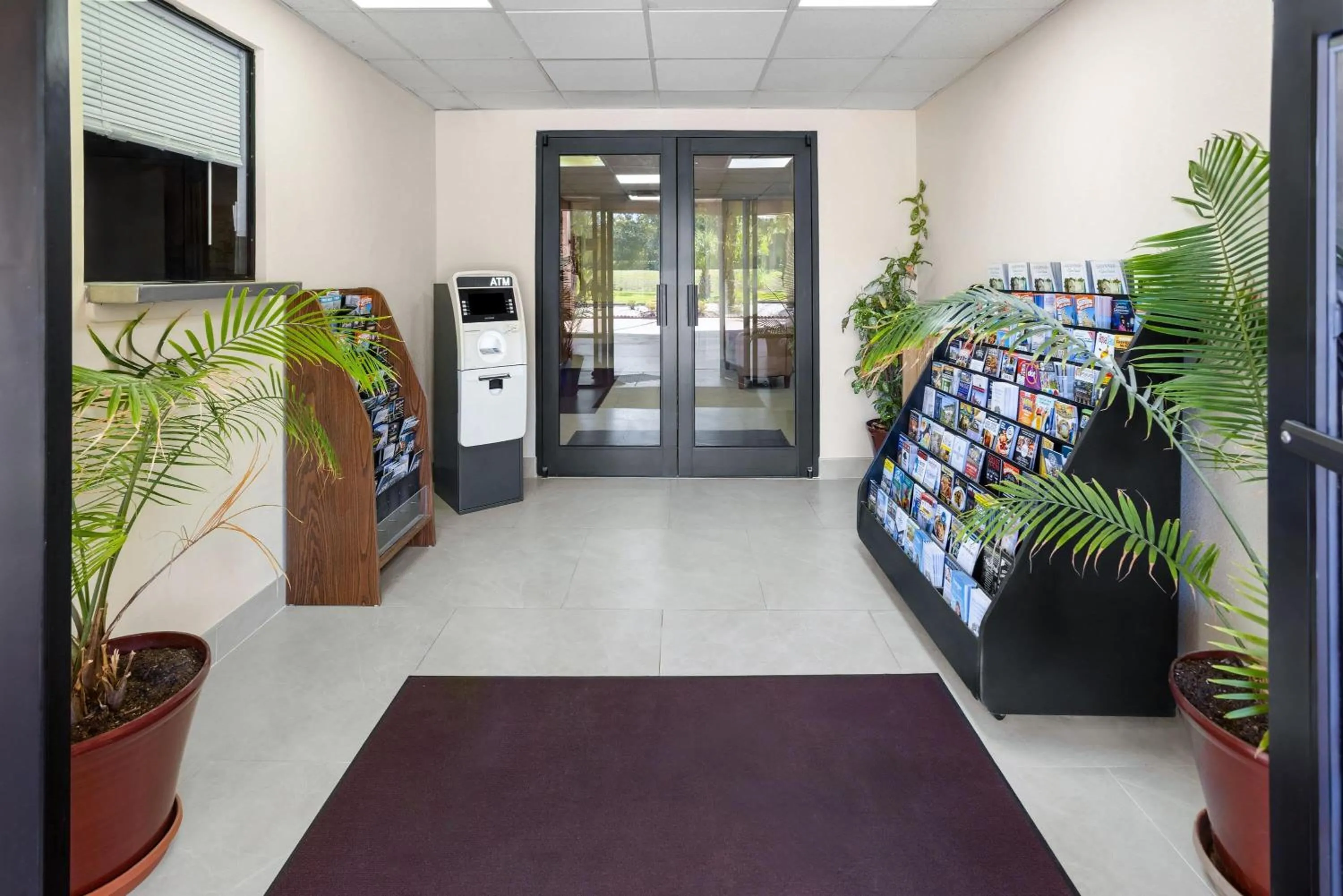 Other in Howard Johnson by Wyndham Savannah GA