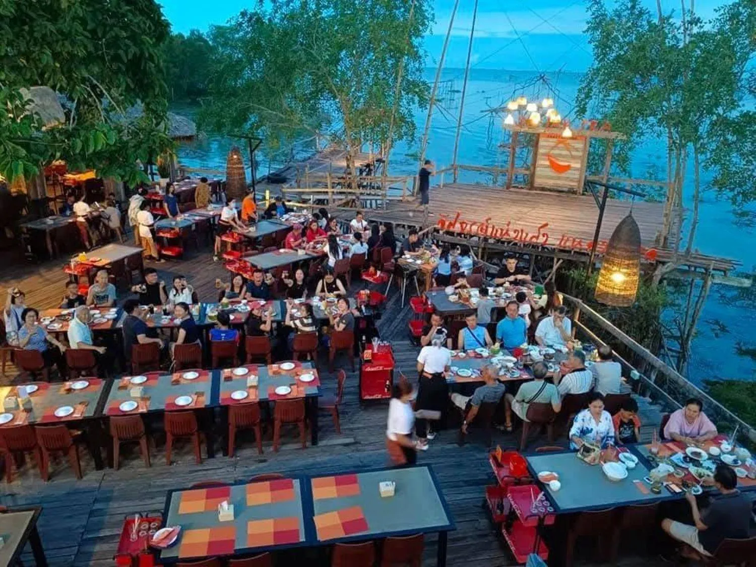 Restaurant/places to eat in Sripakpra Boutique Resort Phatthalung