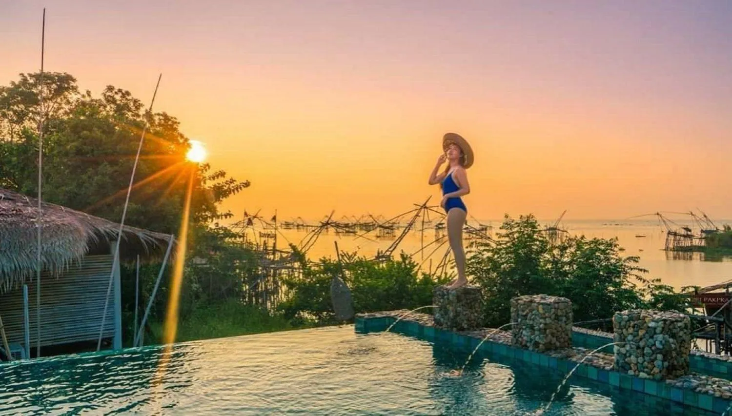 Swimming pool in Sripakpra Boutique Resort Phatthalung