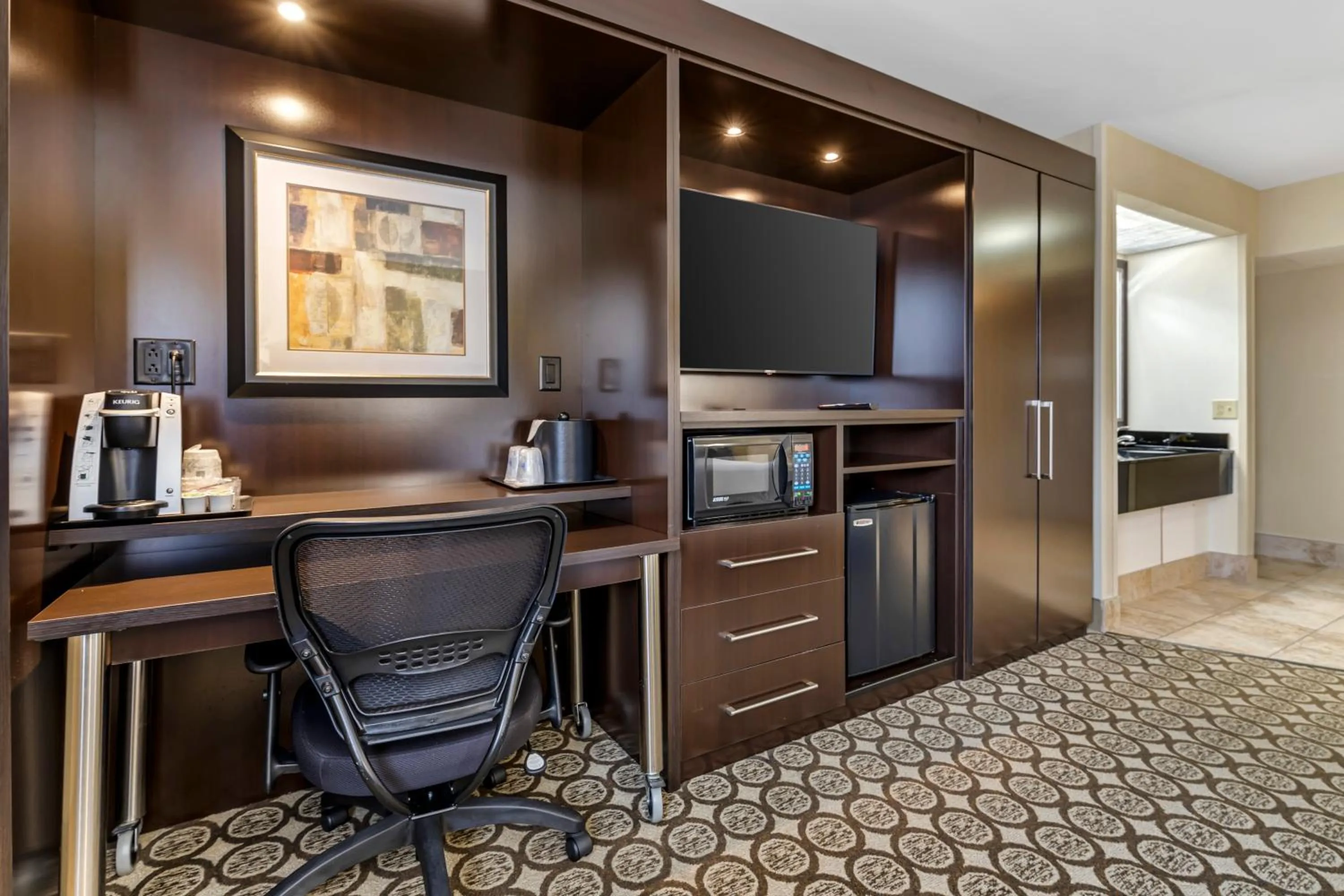 Best Western Plus InnTowner Madison