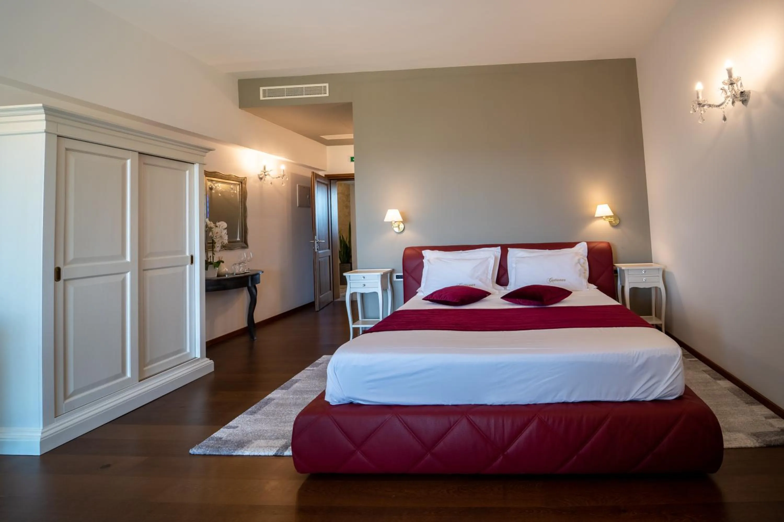 Bedroom, Bed in Wine Residence Cattunar