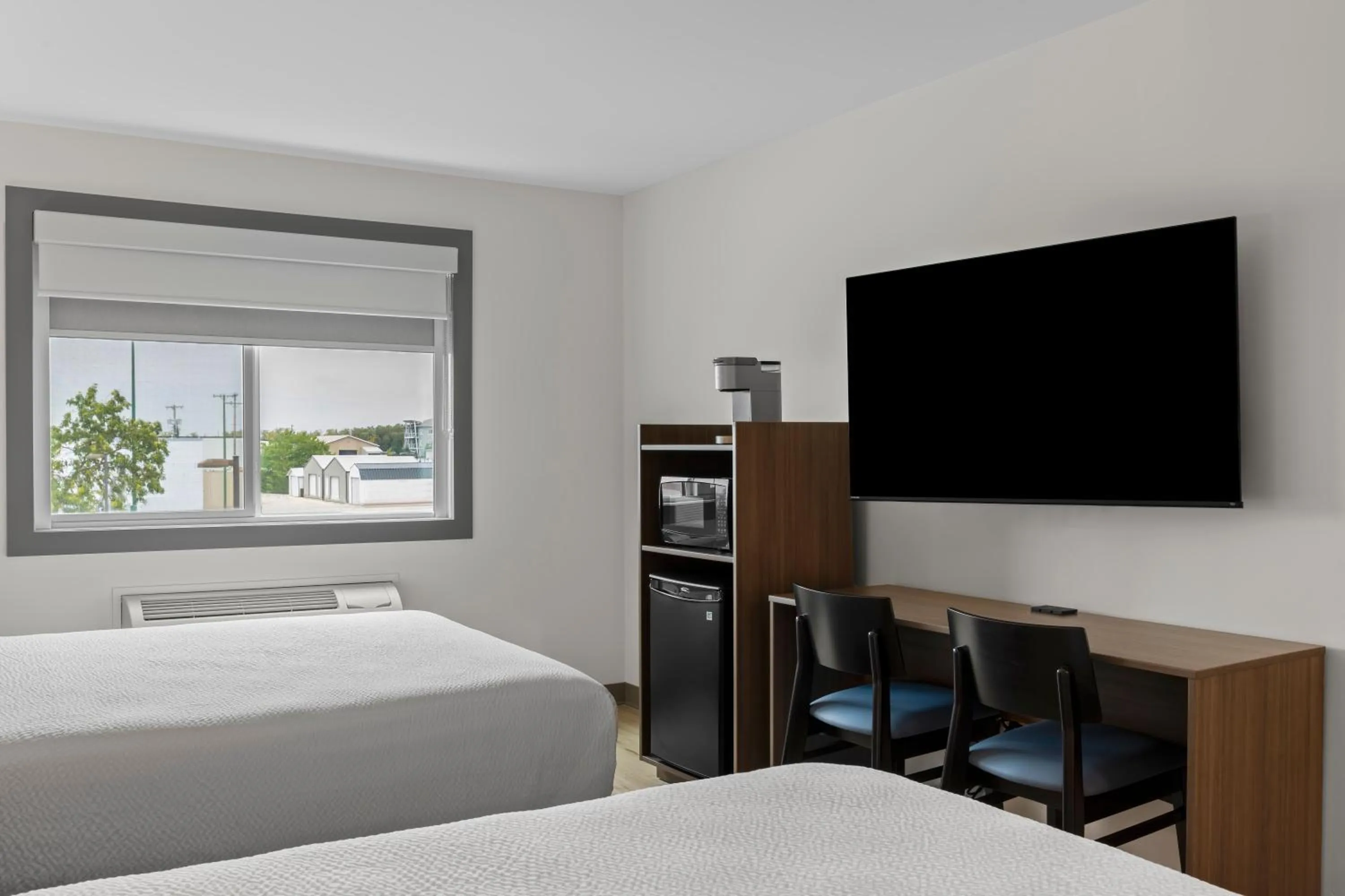 Bed in Days Inn by Wyndham Steinbach