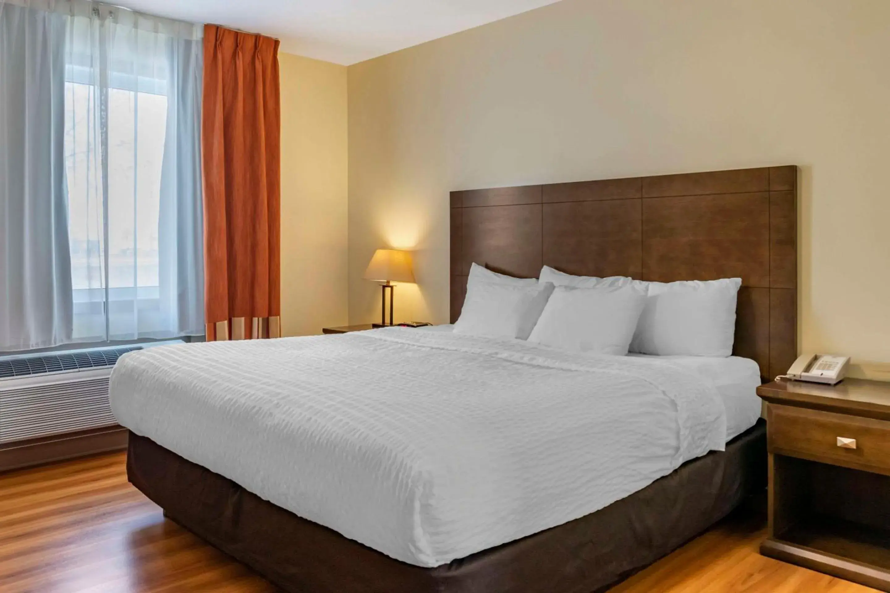 King Suite - Non-Smoking in Quality Inn & Suites King Suite - Non-Smoking in Quality Inn & Suites