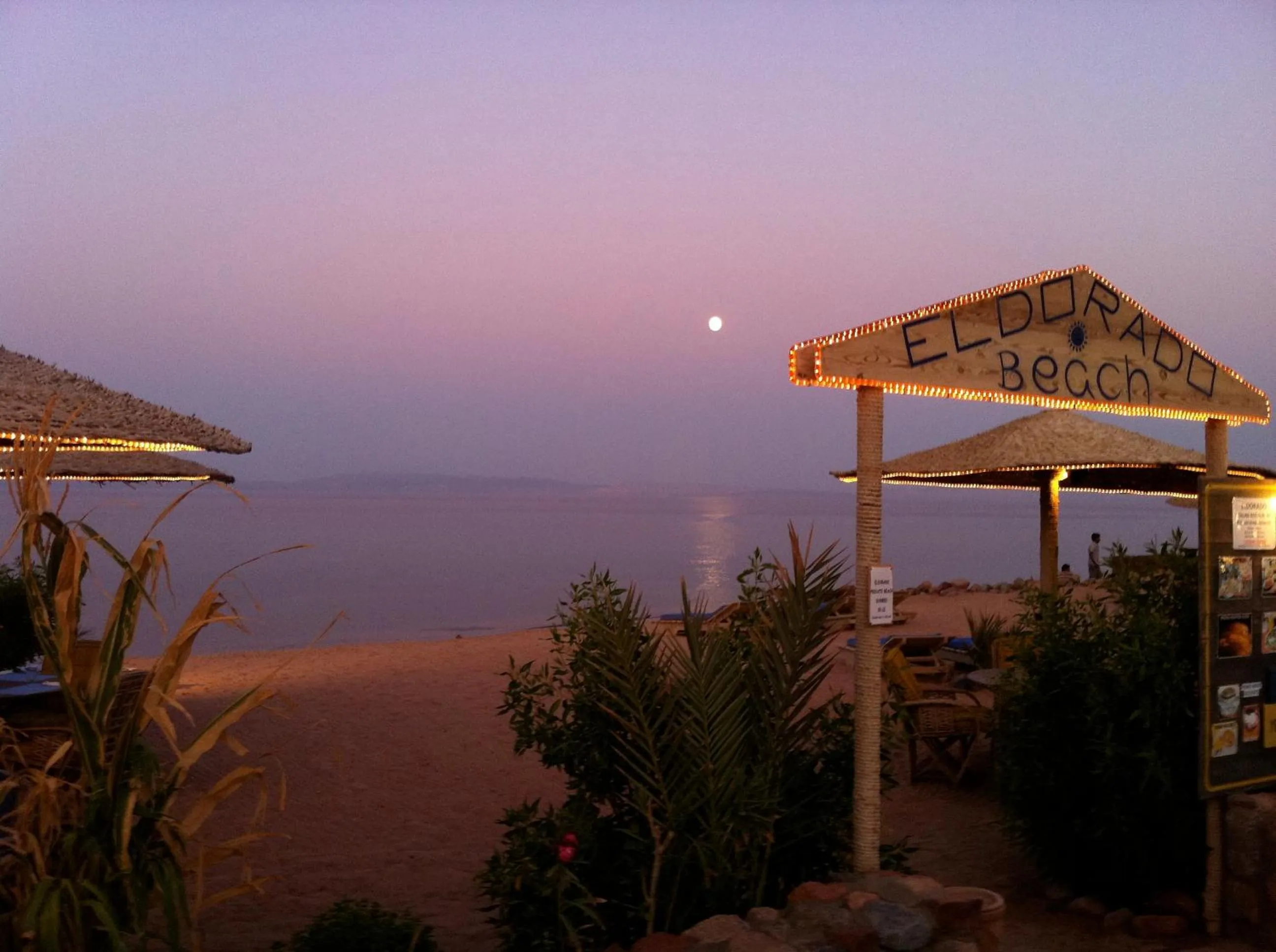 Beach in Eldorado Lodge and Restaurant