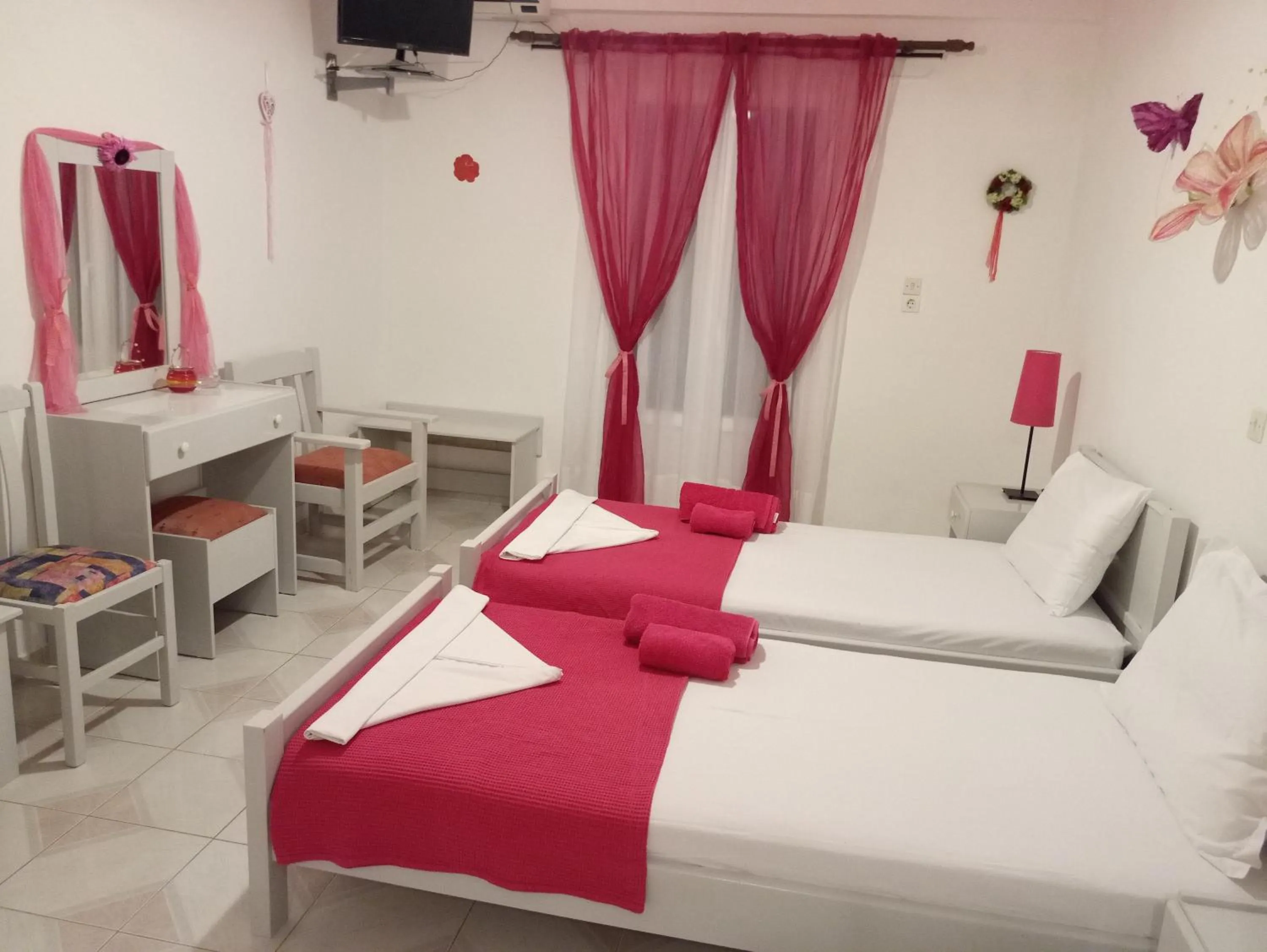 Bed in Drouga's Studios & Suites Astypalaia Greece